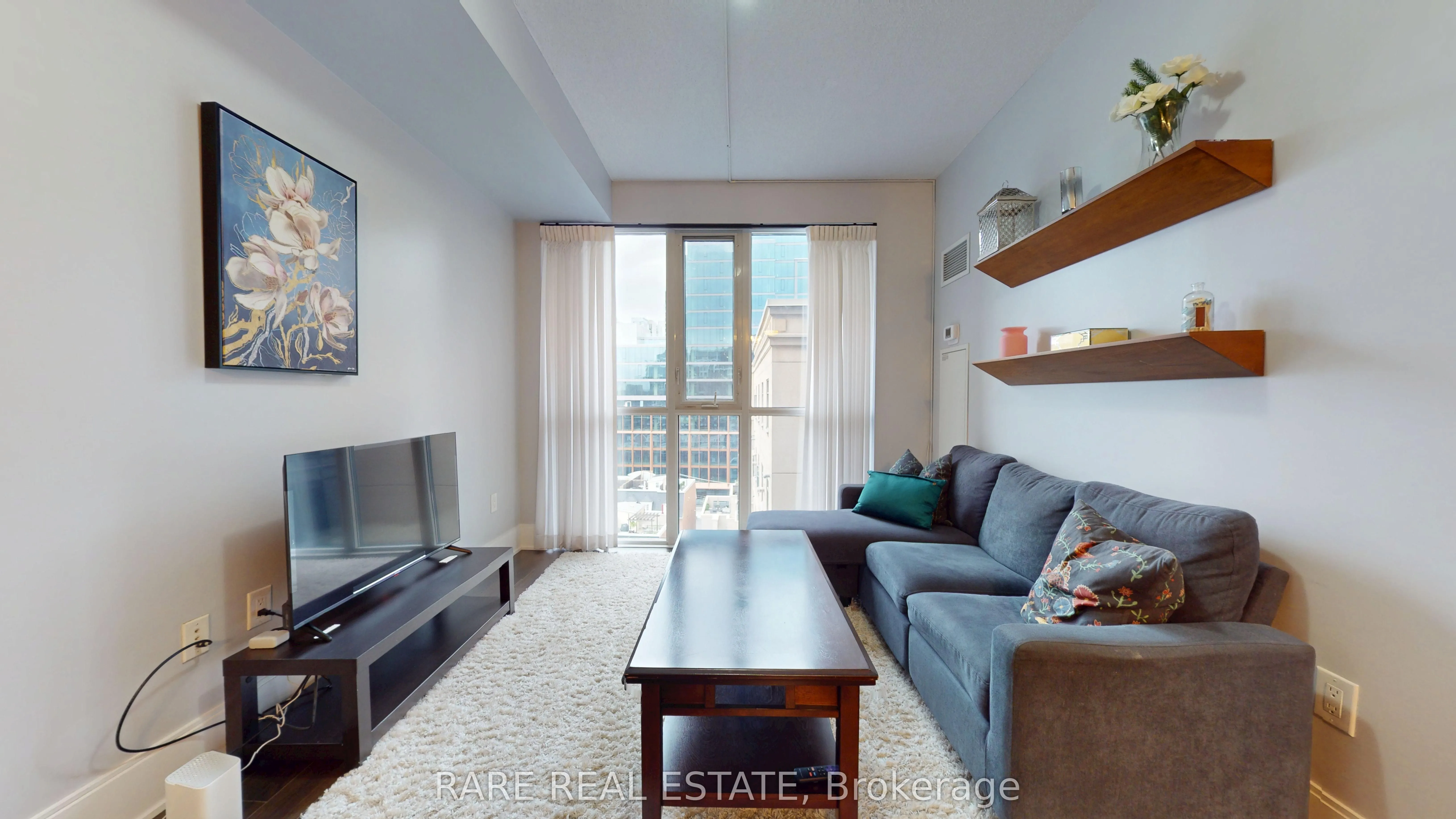 560 Front Street W, #925