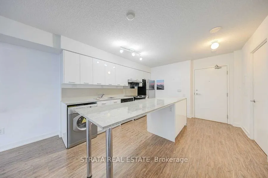 19 Singer Court, #512