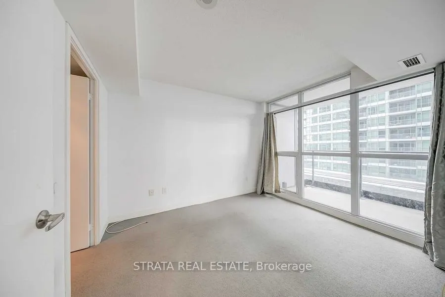 19 Singer Court, #512