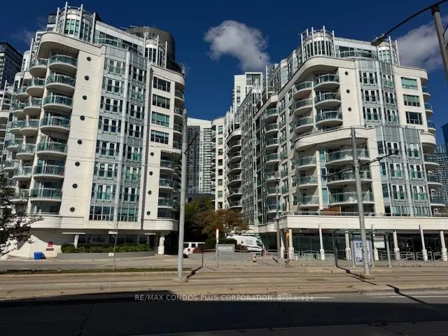 600 Queens Quay W, #Sph23