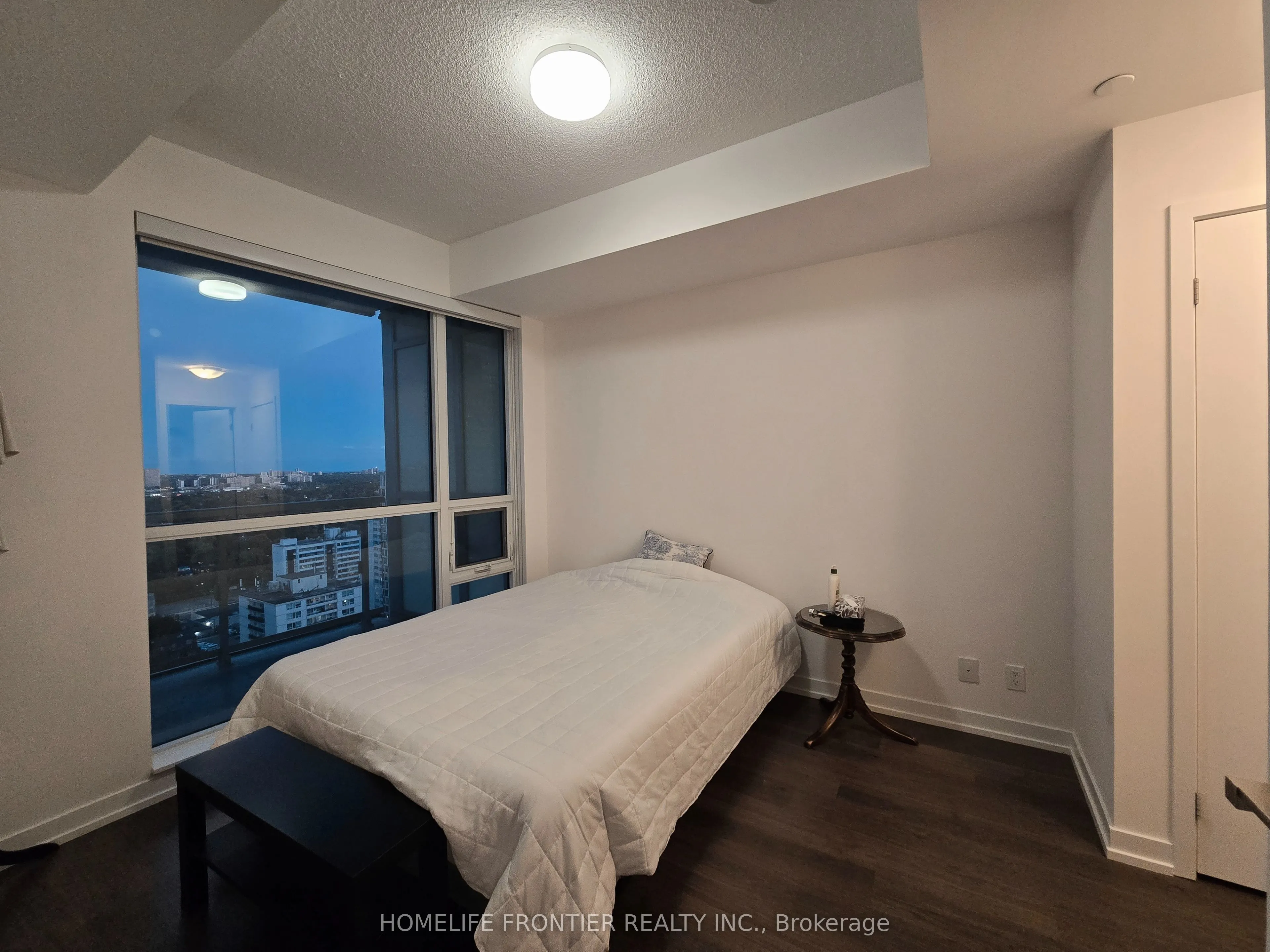 98 Lillian Street, #16