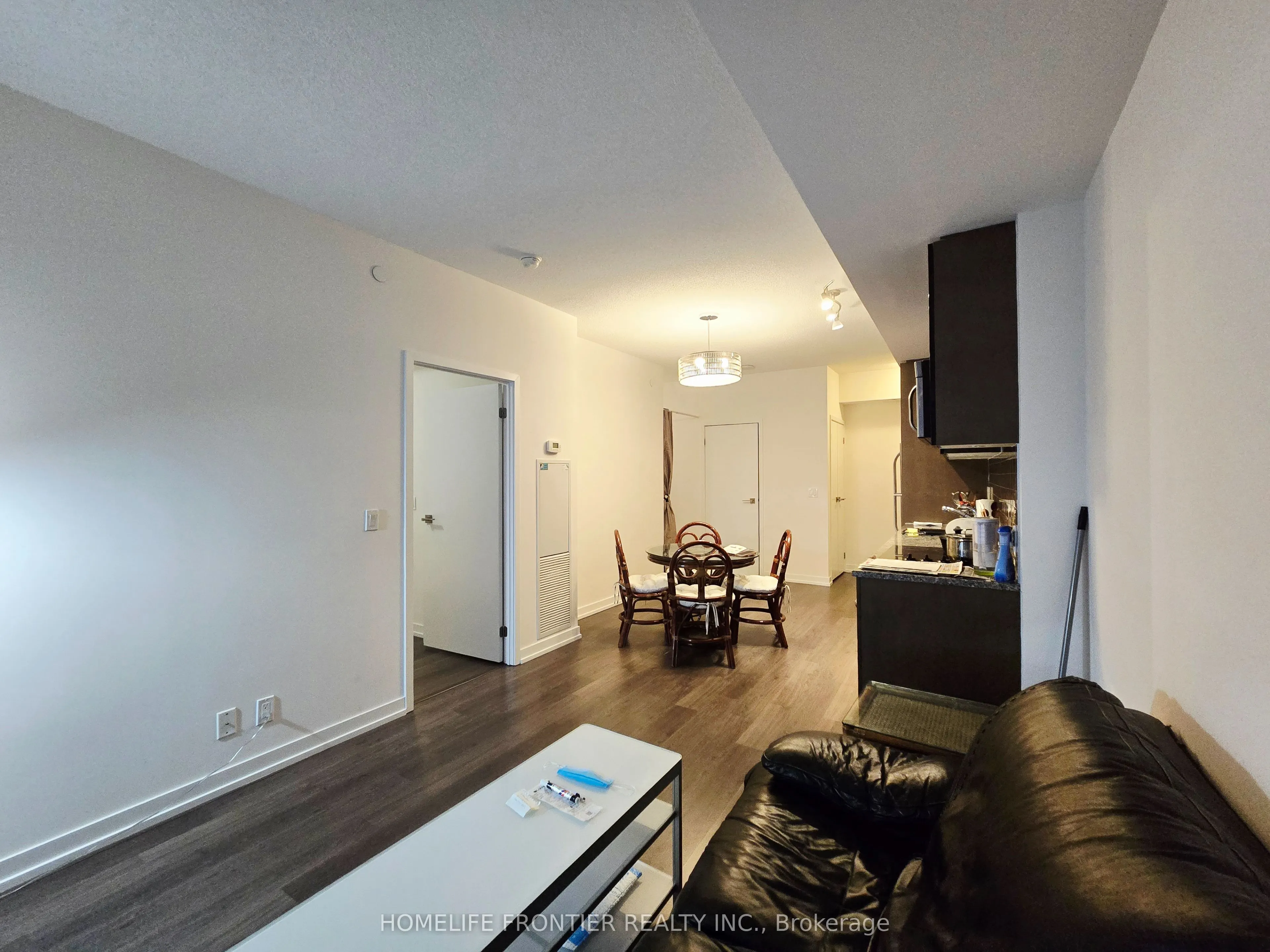 98 Lillian Street, #16