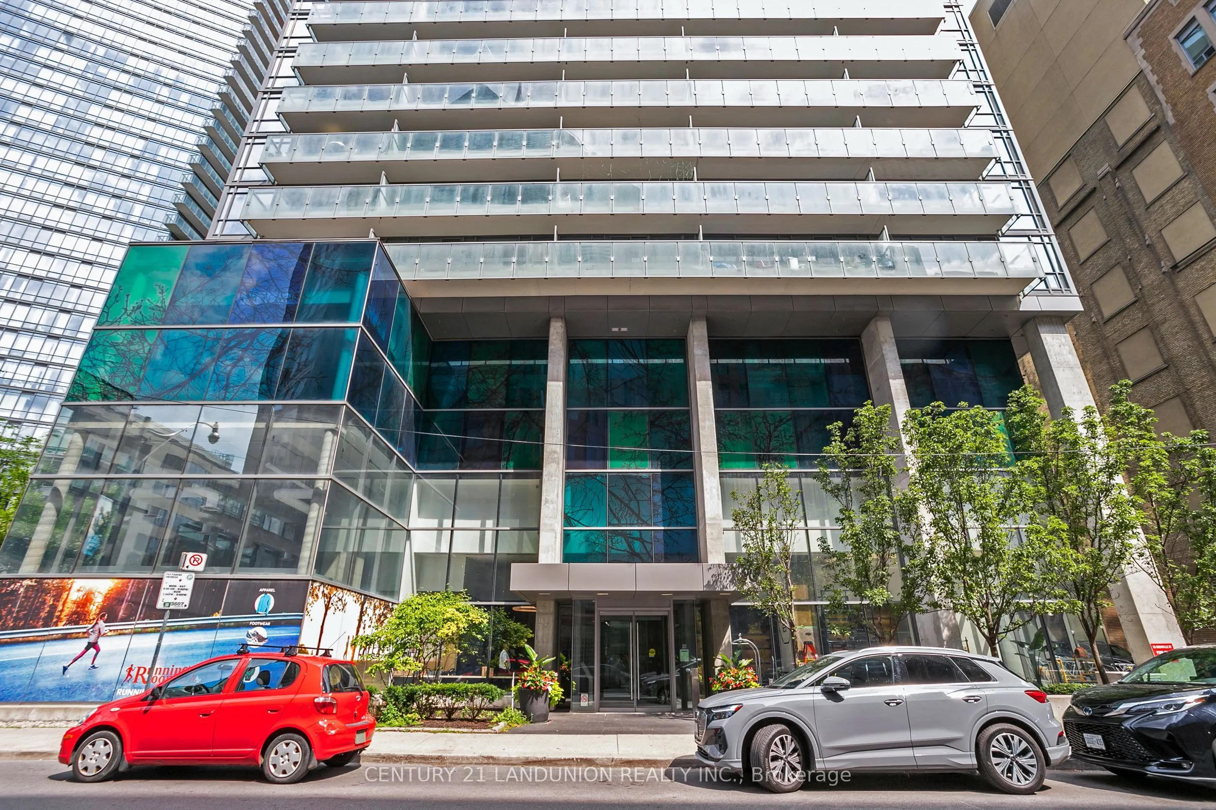 38 Grenville Street, #2801