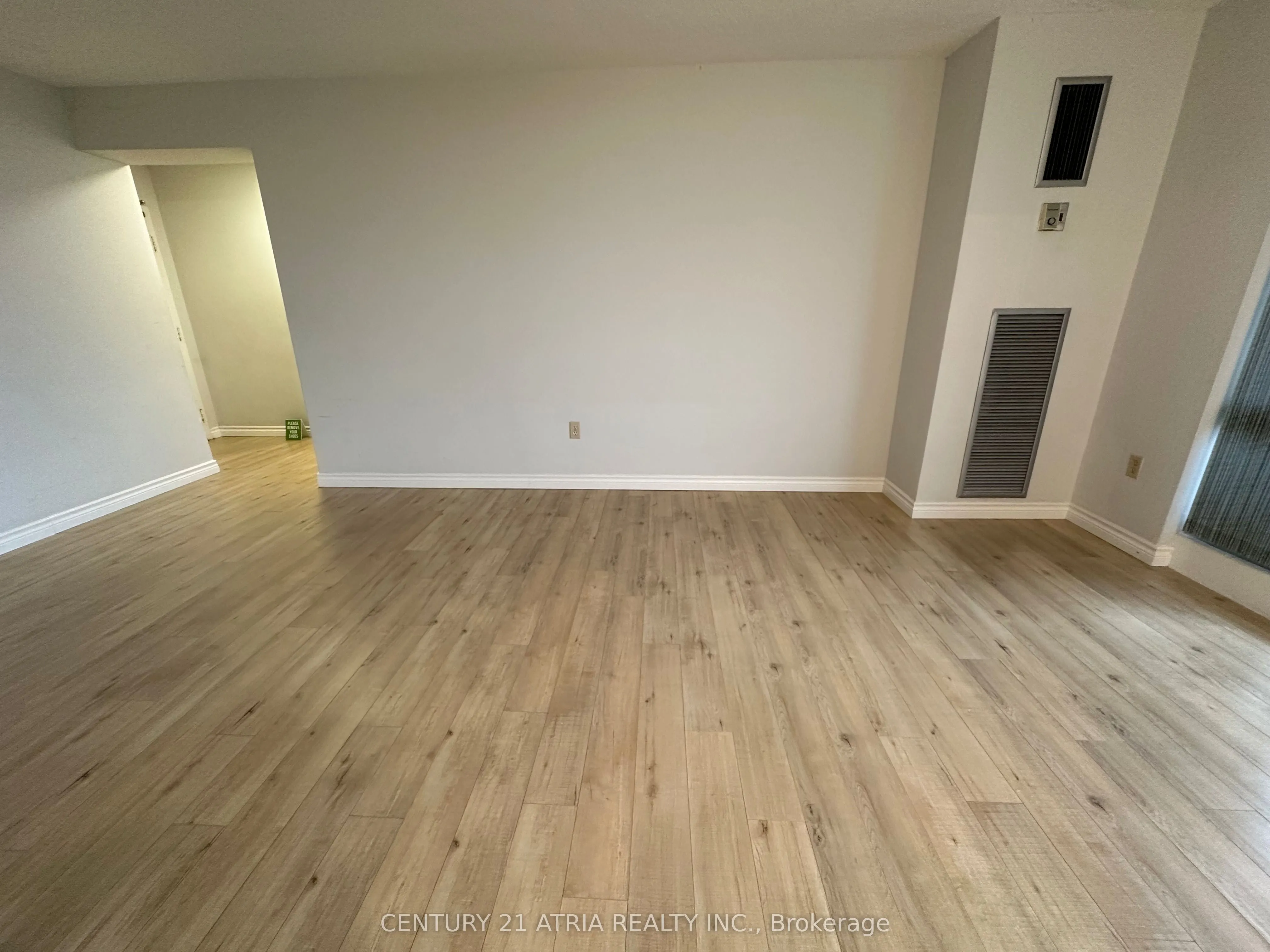 350 Seneca Hill Drive, #814