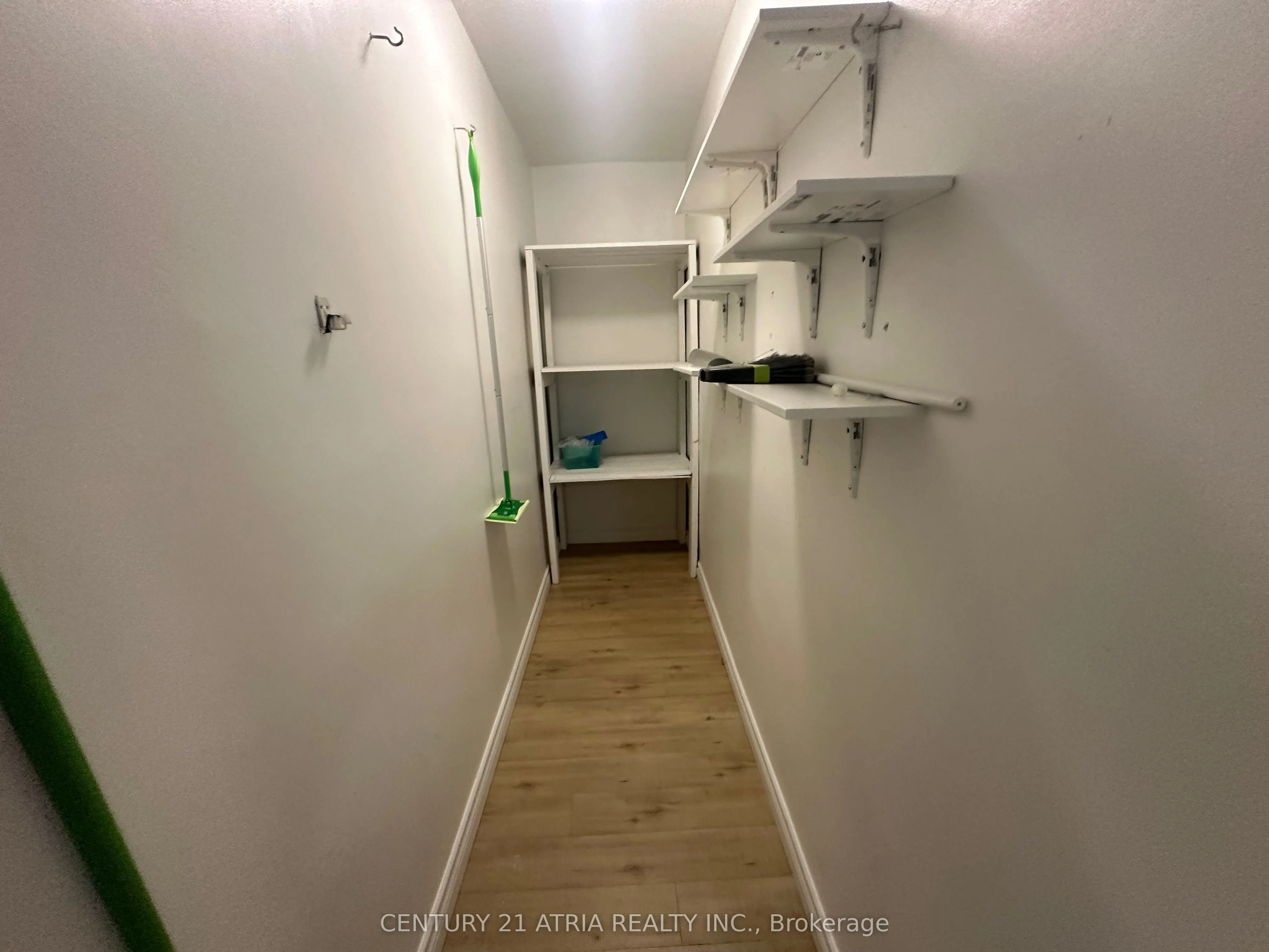 350 Seneca Hill Drive, #814