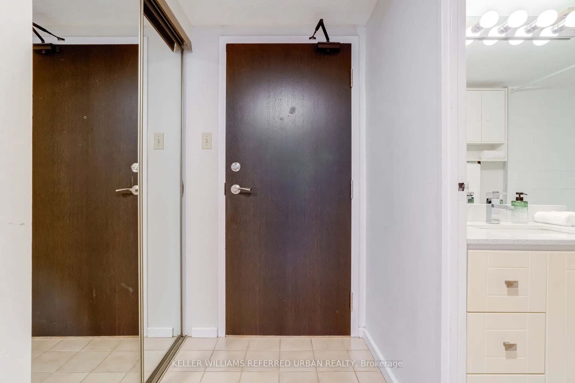 60 Homewood Avenue, #332