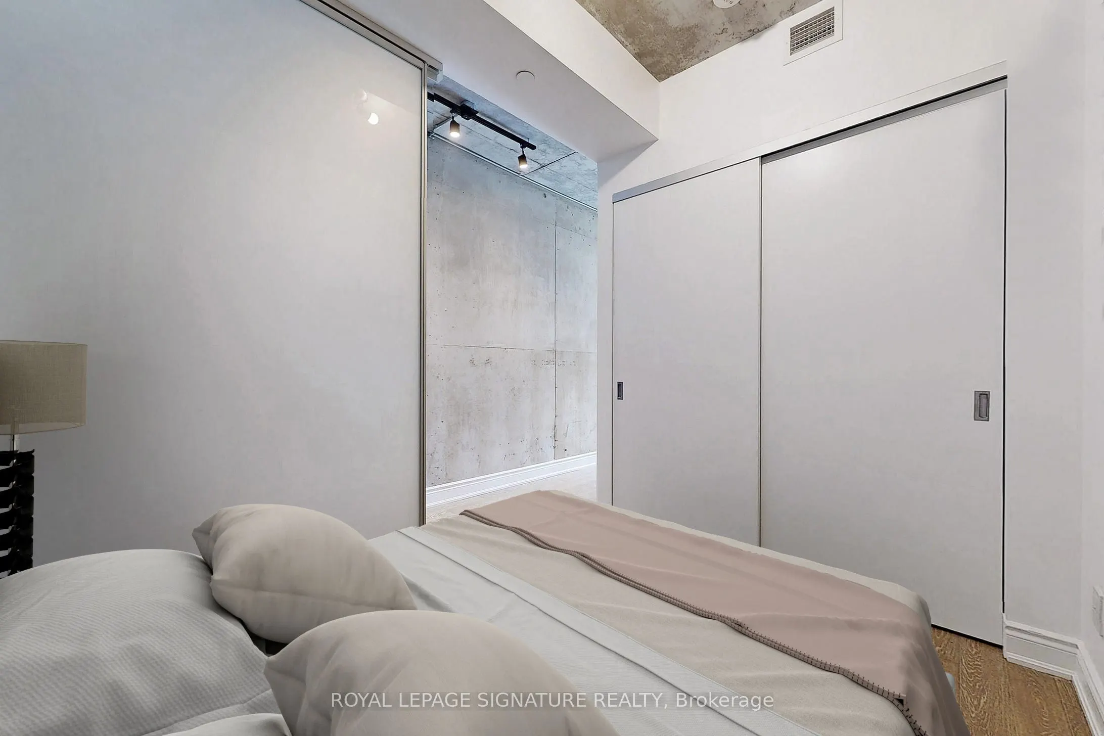 608 Richmond Street W, #1007
