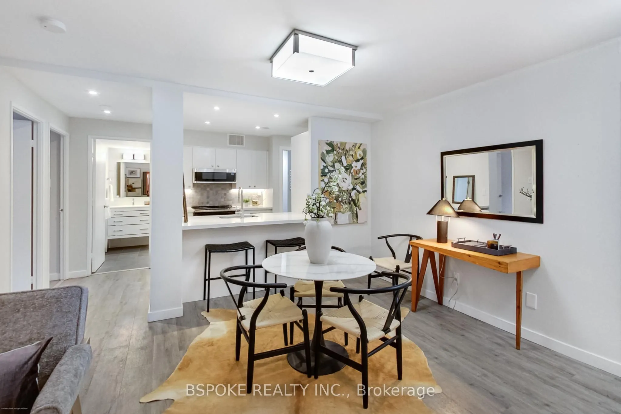 105 McCaul Street, #204