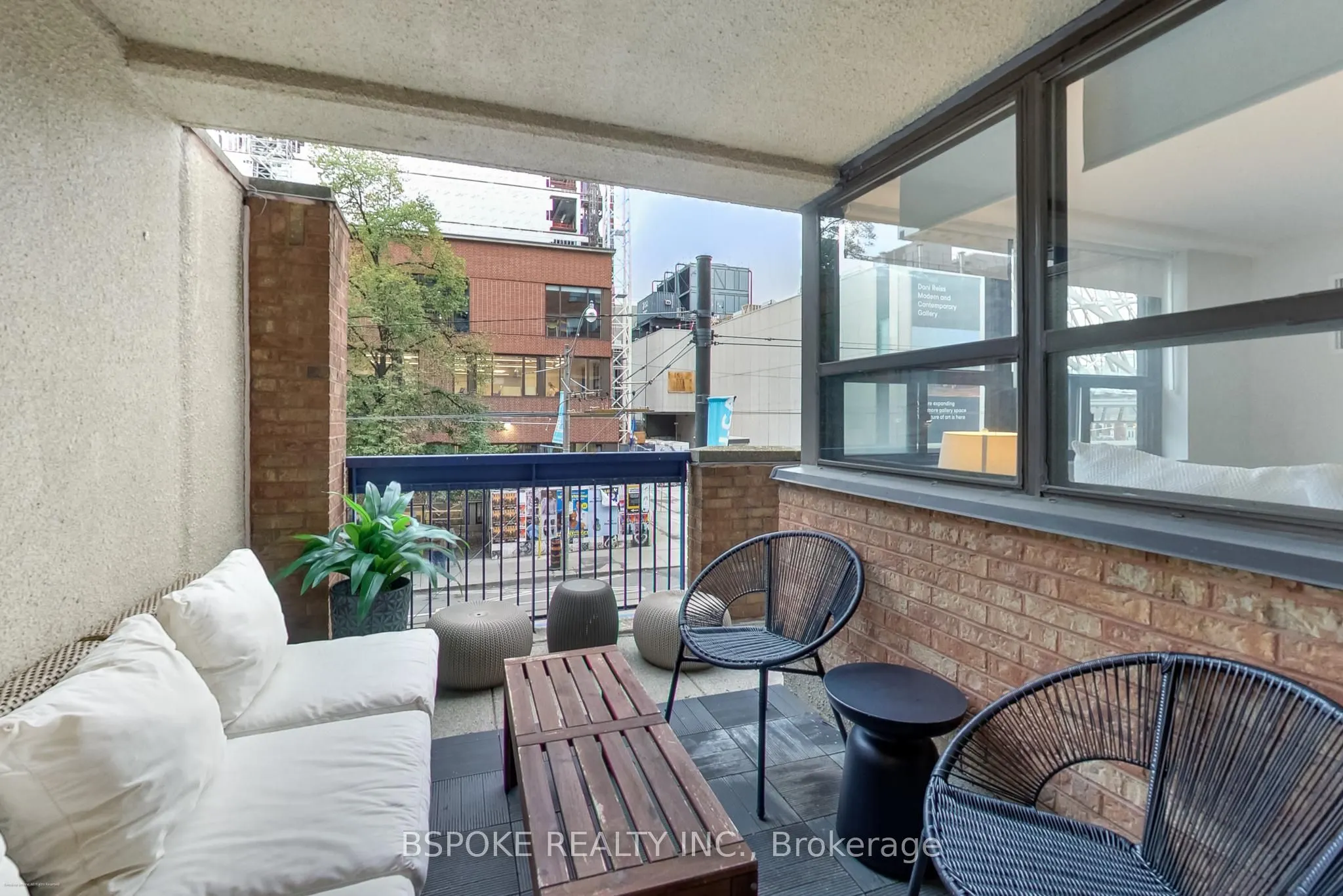 105 McCaul Street, #204