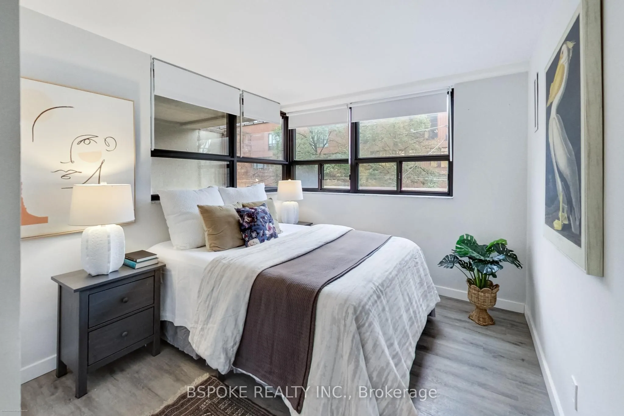 105 McCaul Street, #204