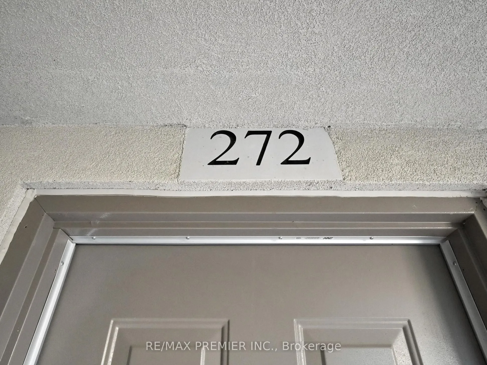 19 Coneflower Crescent, #272