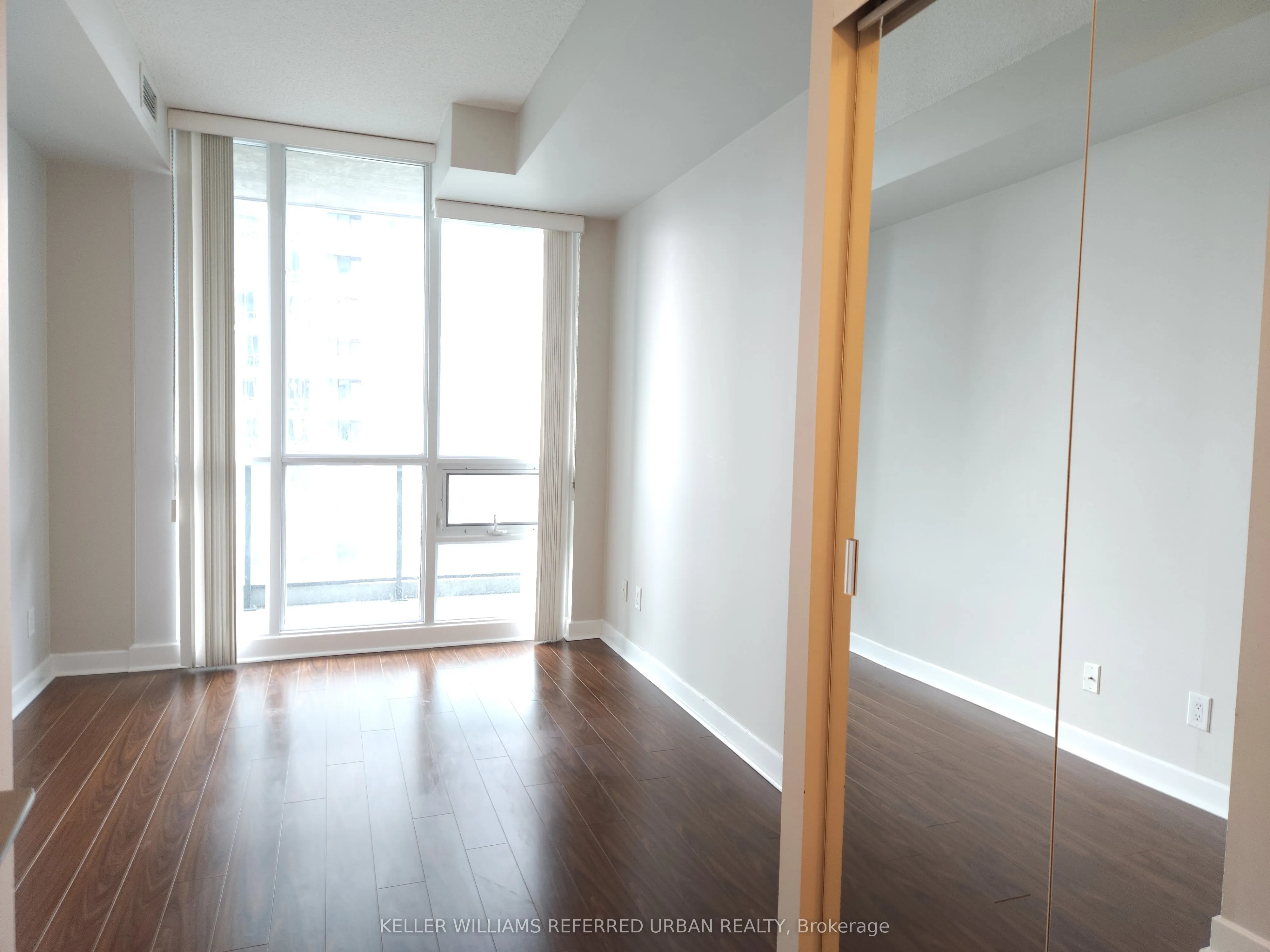 18 Harbour Street, #2606