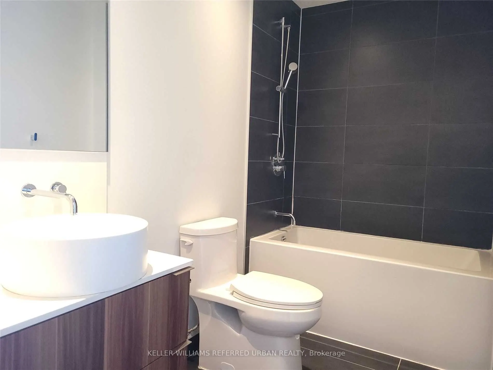 185 Roehampton Avenue, #2408