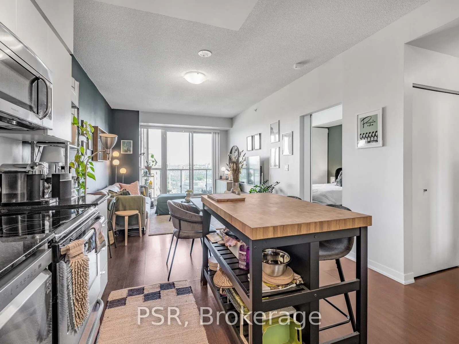 150 East Liberty Street, #2513