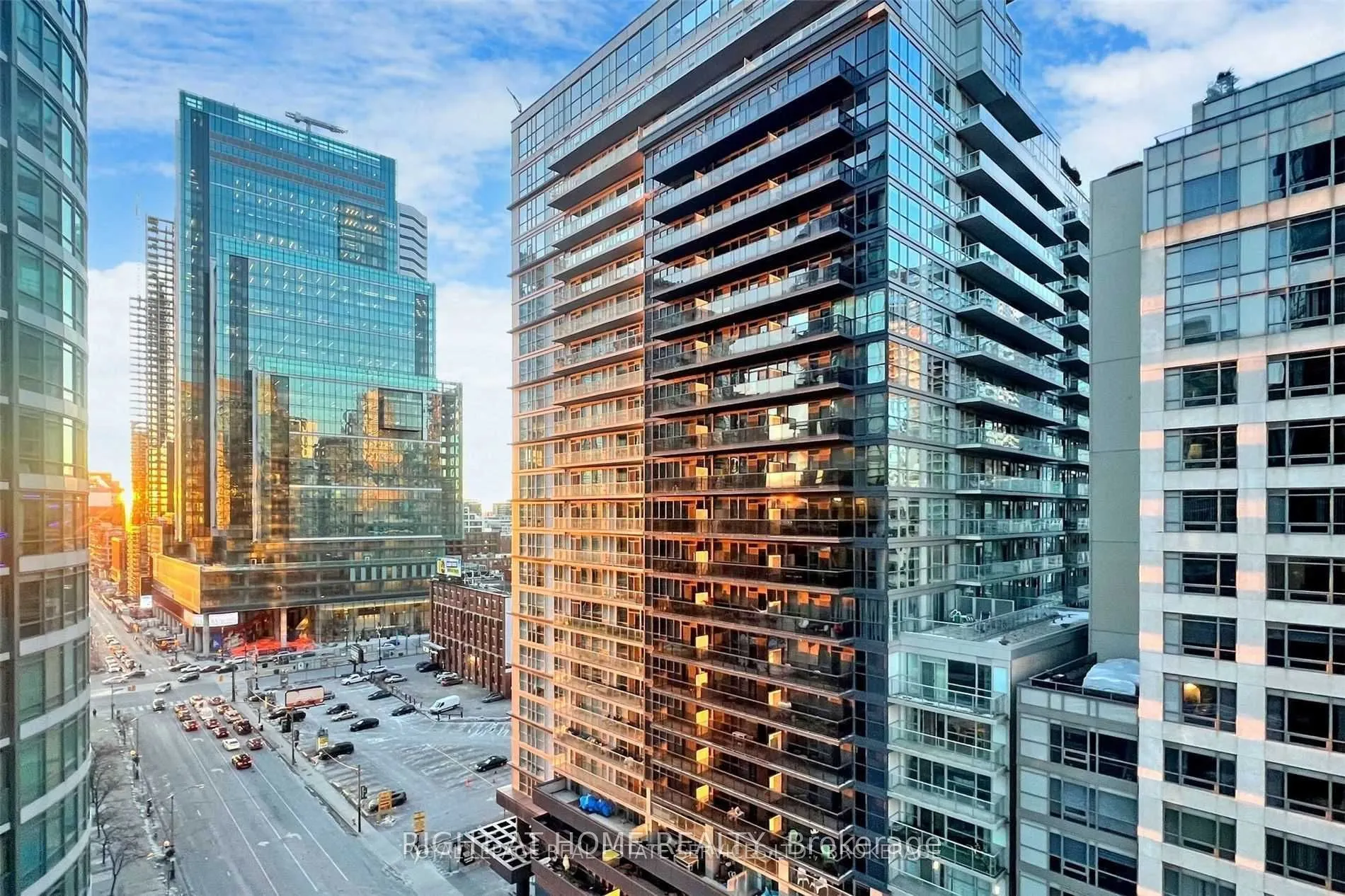361 Front Street W, #1810
