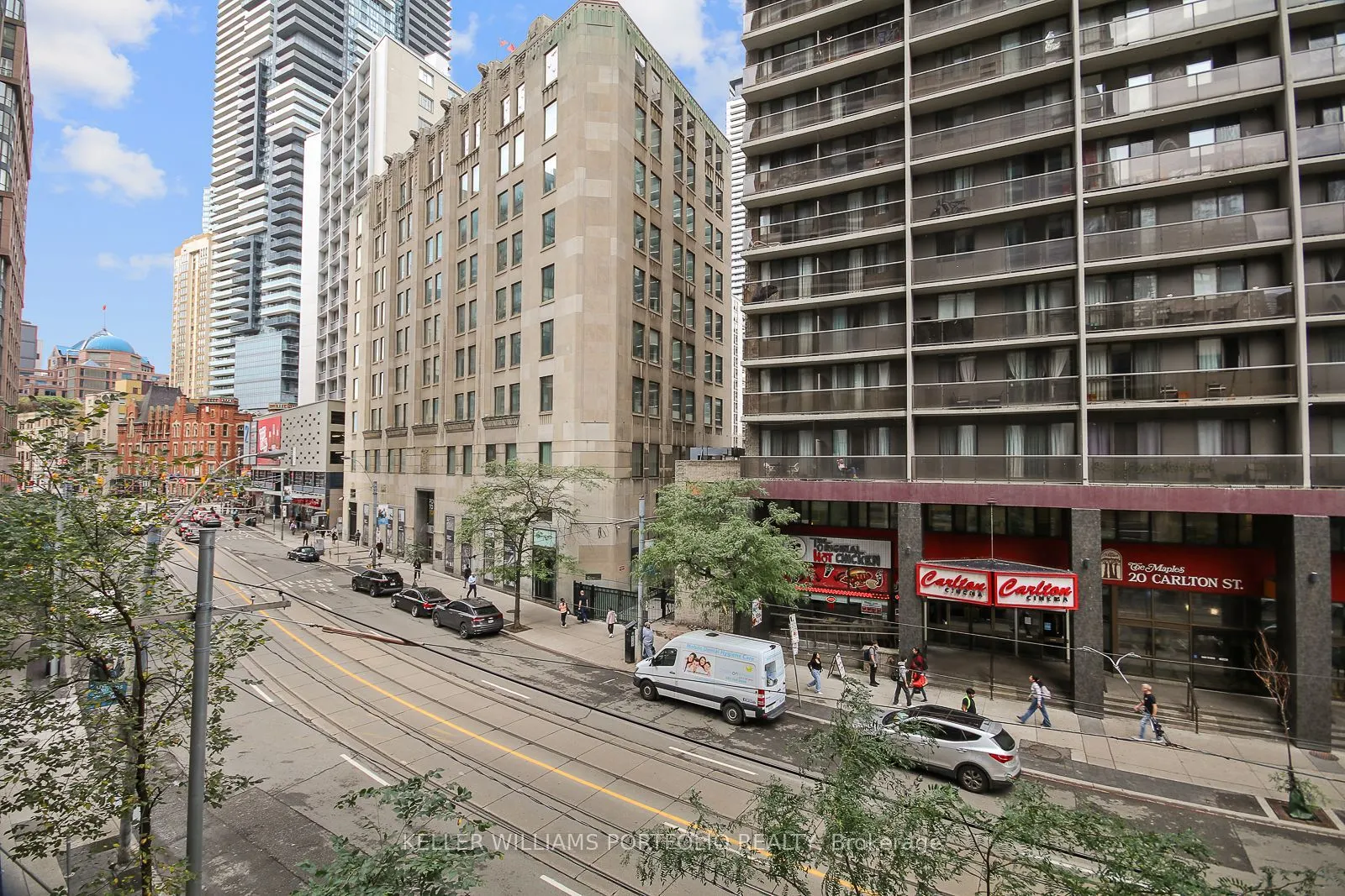 25 Carlton Street, #327