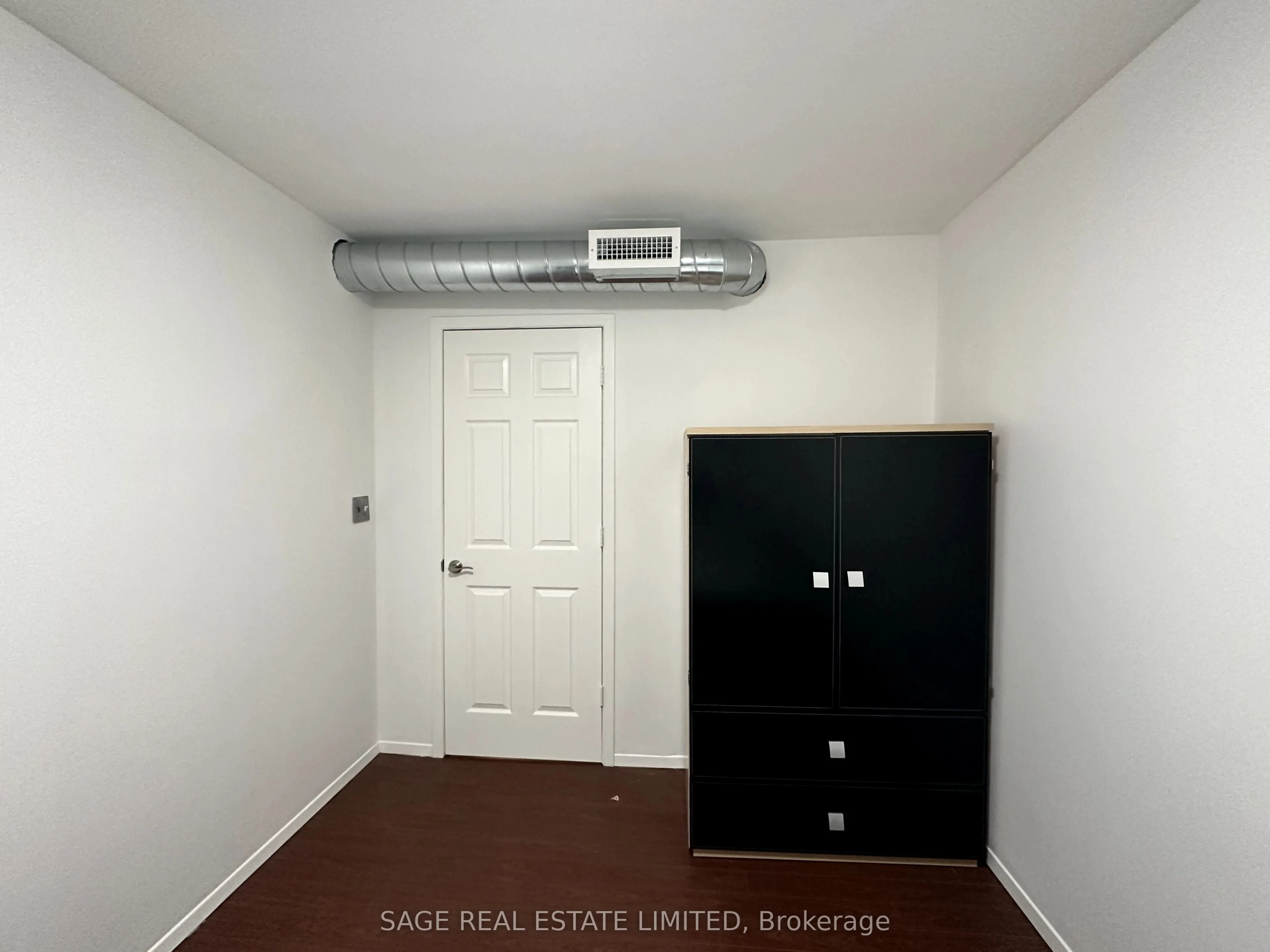 1130 Queen Street W, #3