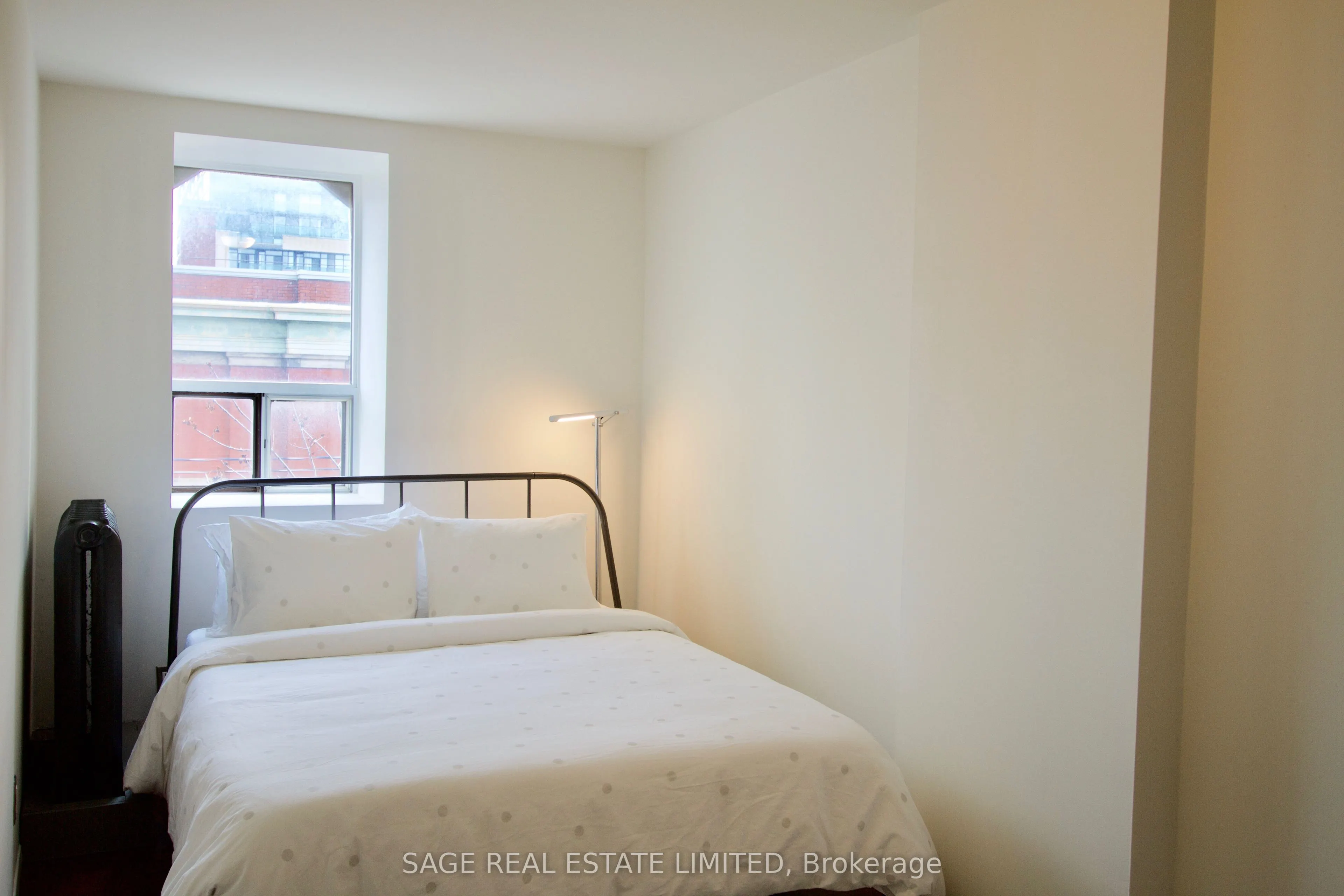 1130 Queen Street W, #3