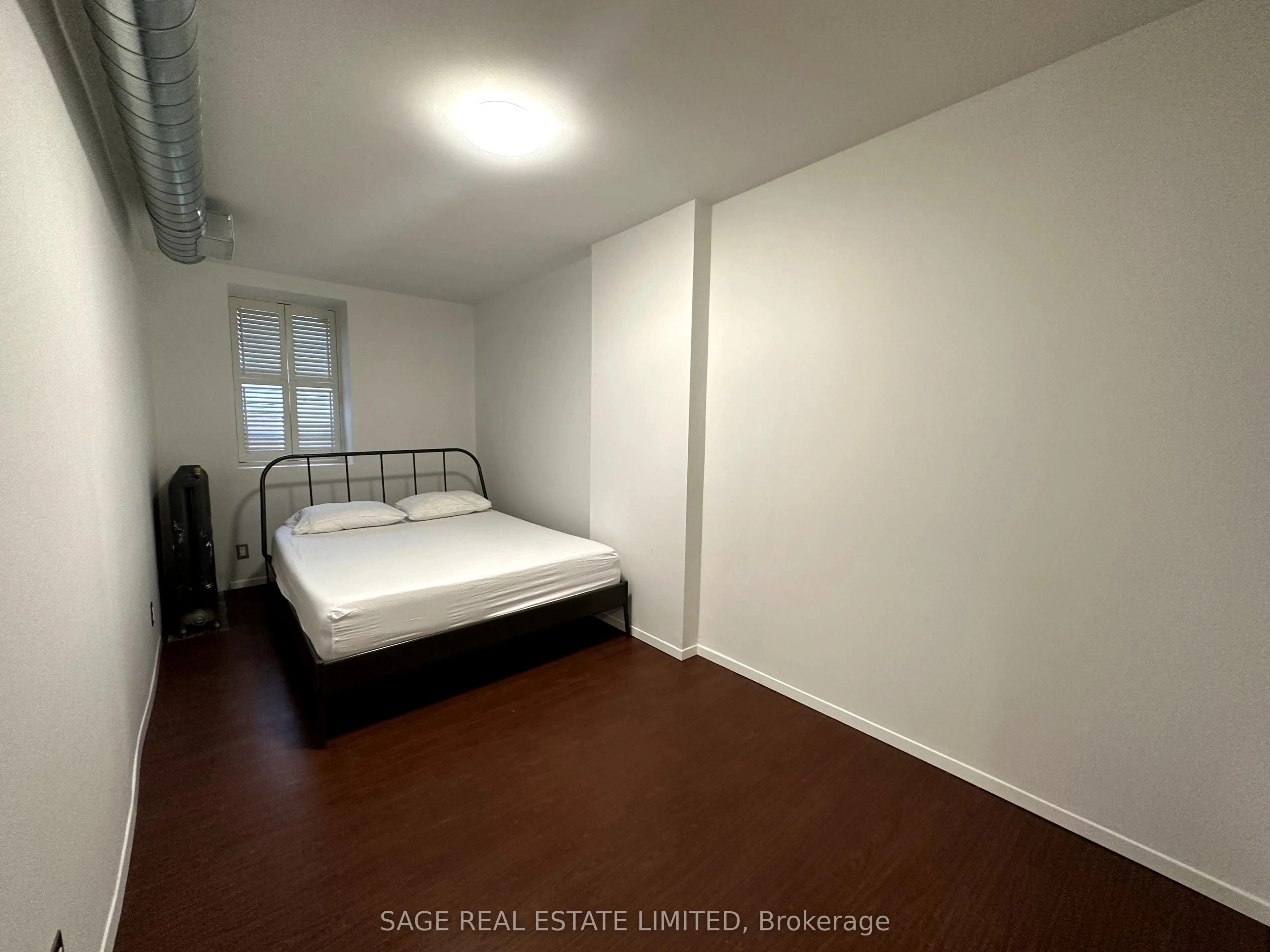 1130 Queen Street W, #3