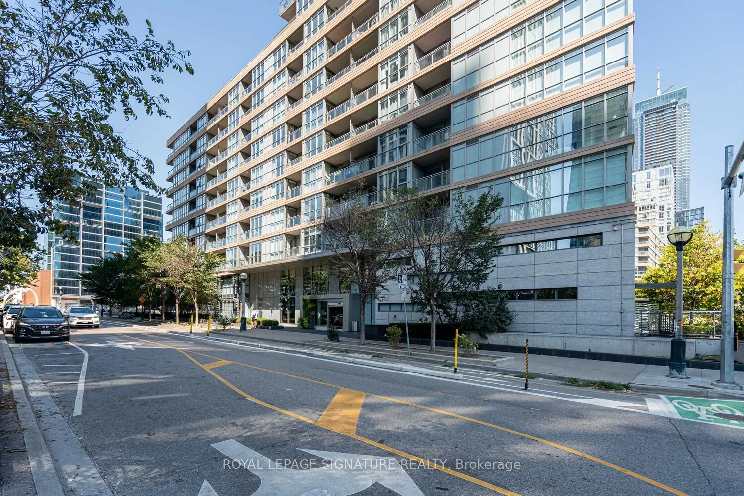 151 Dan Leckie Way, #610