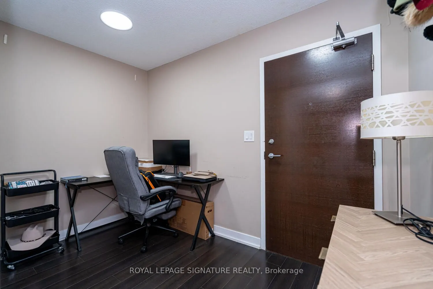 151 Dan Leckie Way, #610