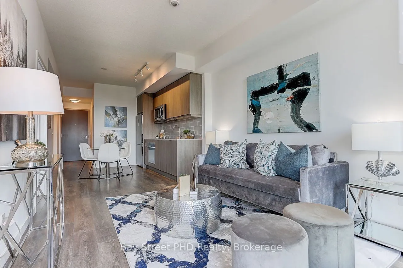 38 Forest Manor Road, #1205