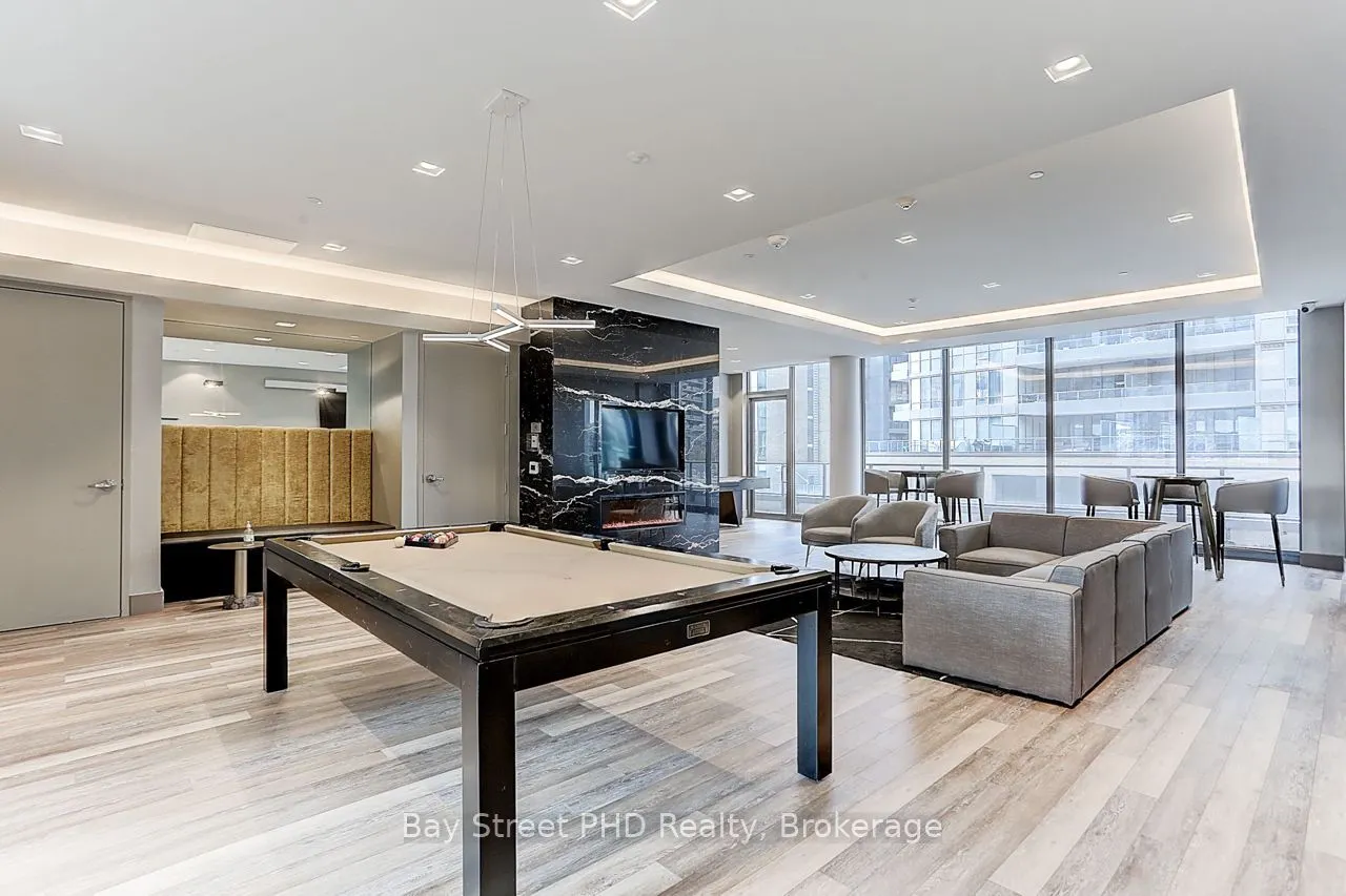 38 Forest Manor Road, #1205