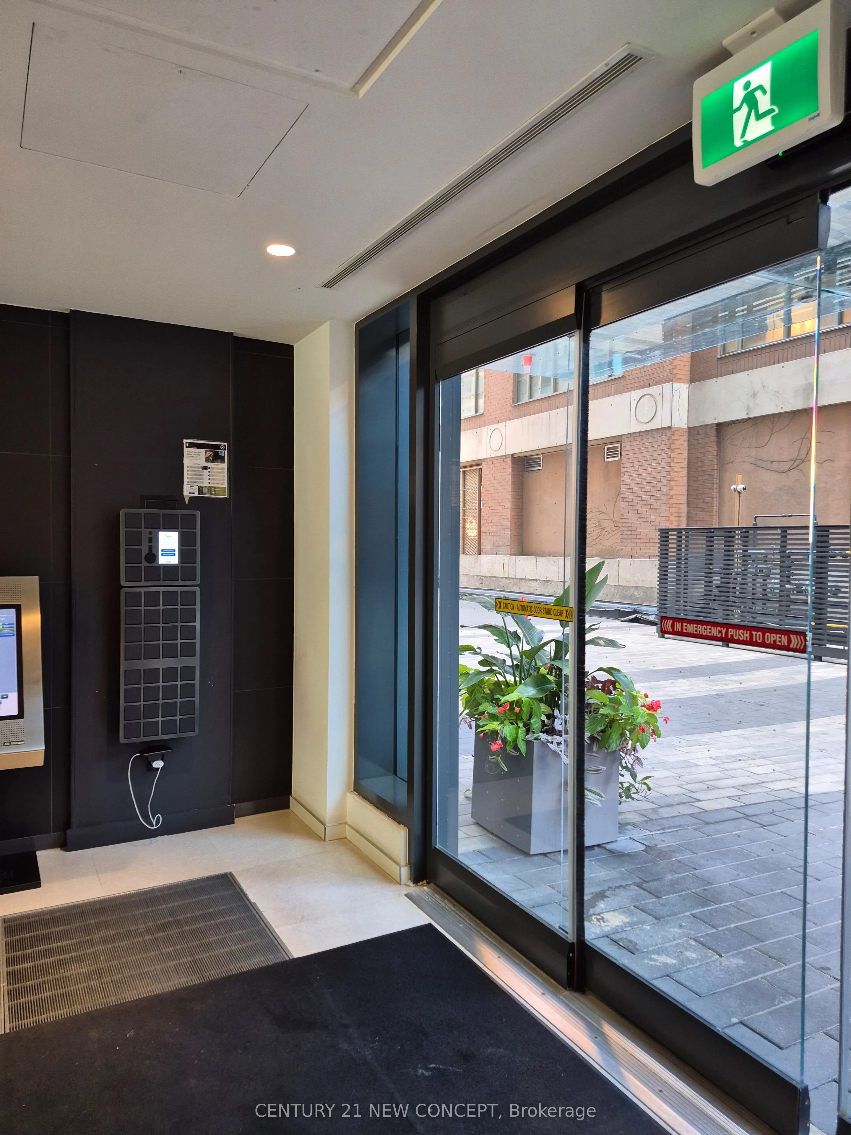 158 Front Street E, #1205