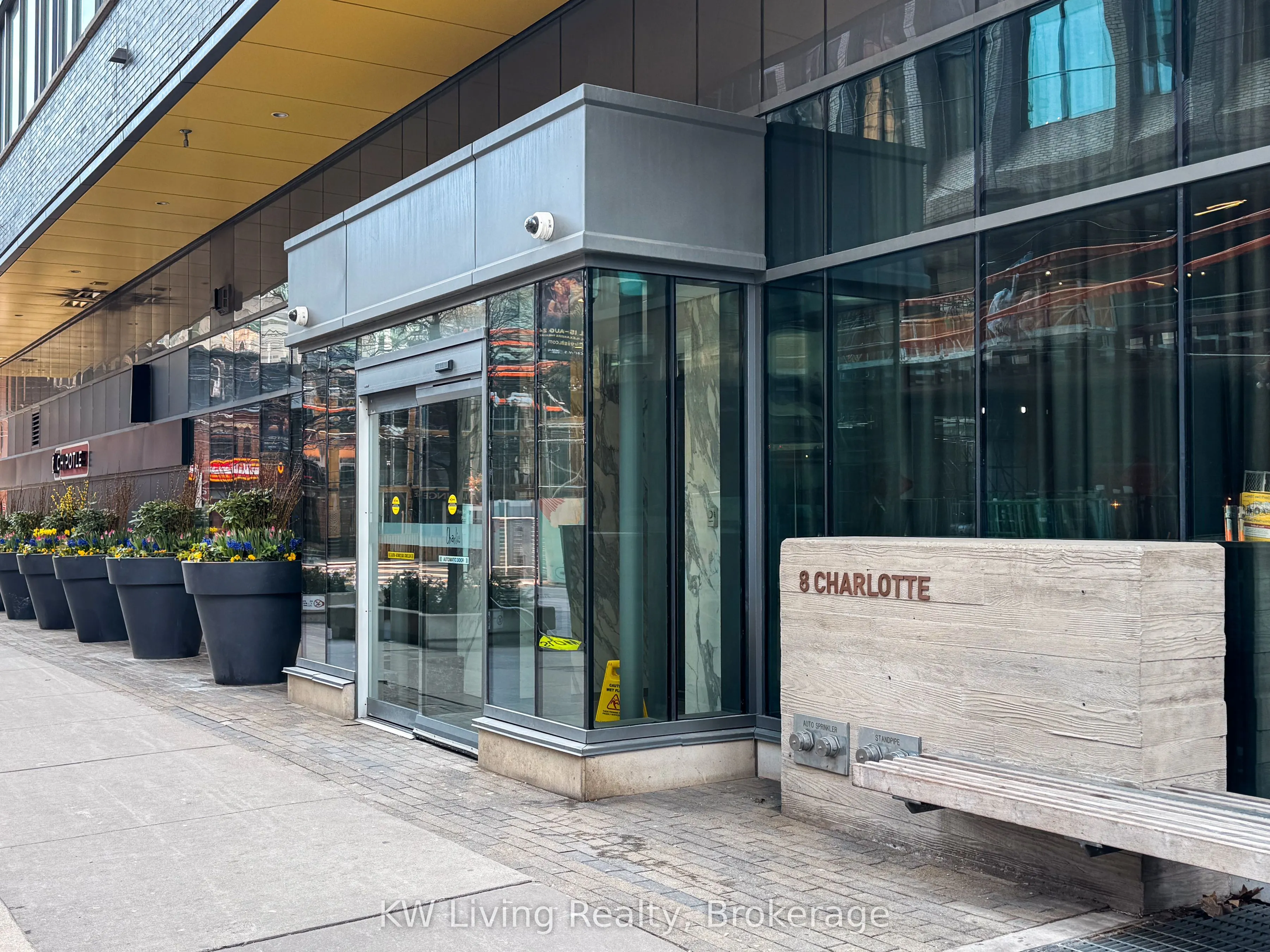 8 Charlotte Street, #2103