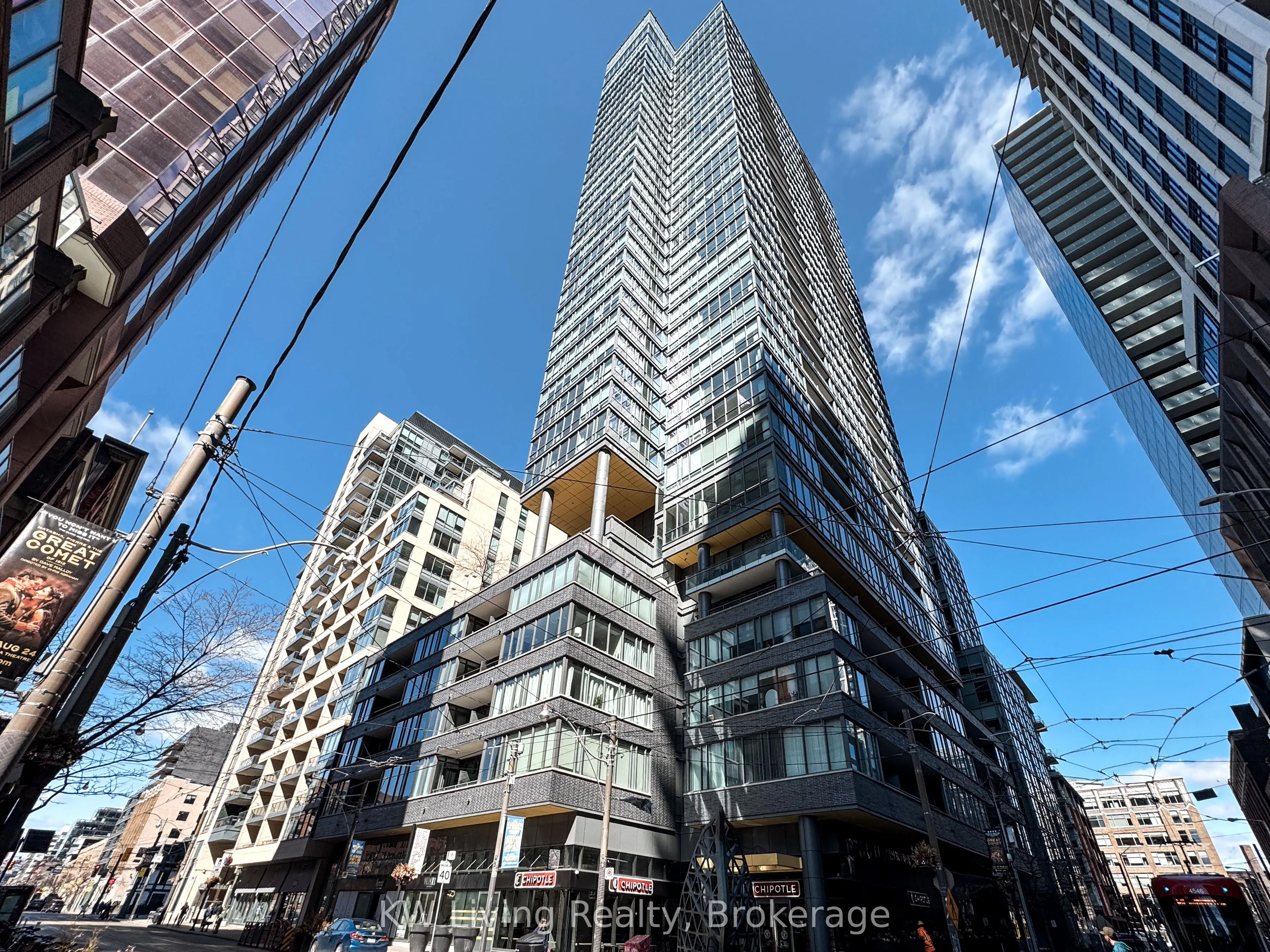 8 Charlotte Street, #2103