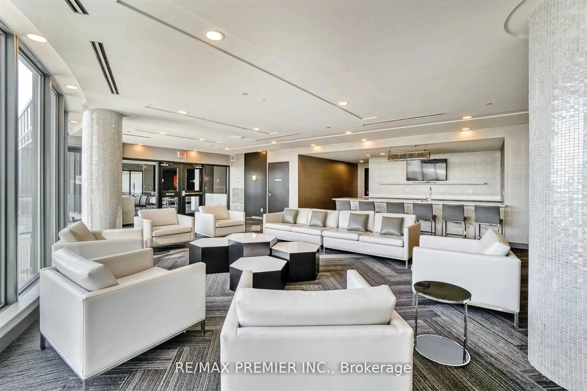51 East Liberty Street, #415