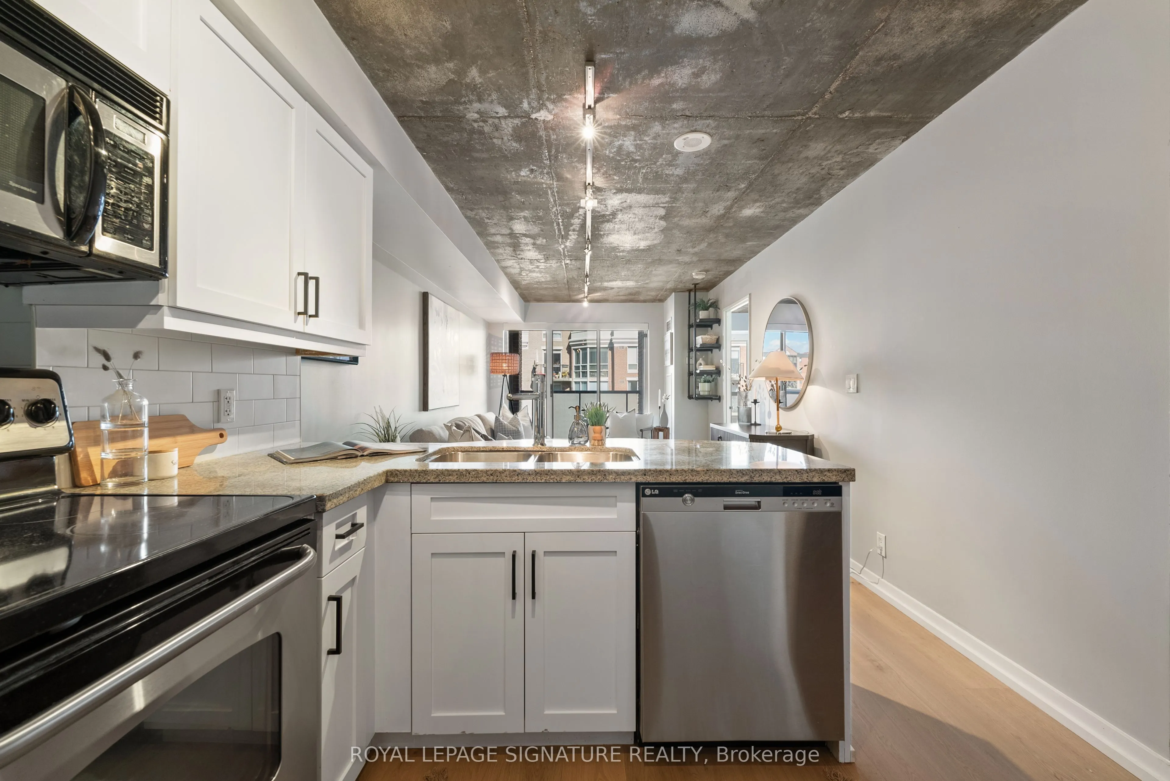 1005 King Street W, #610