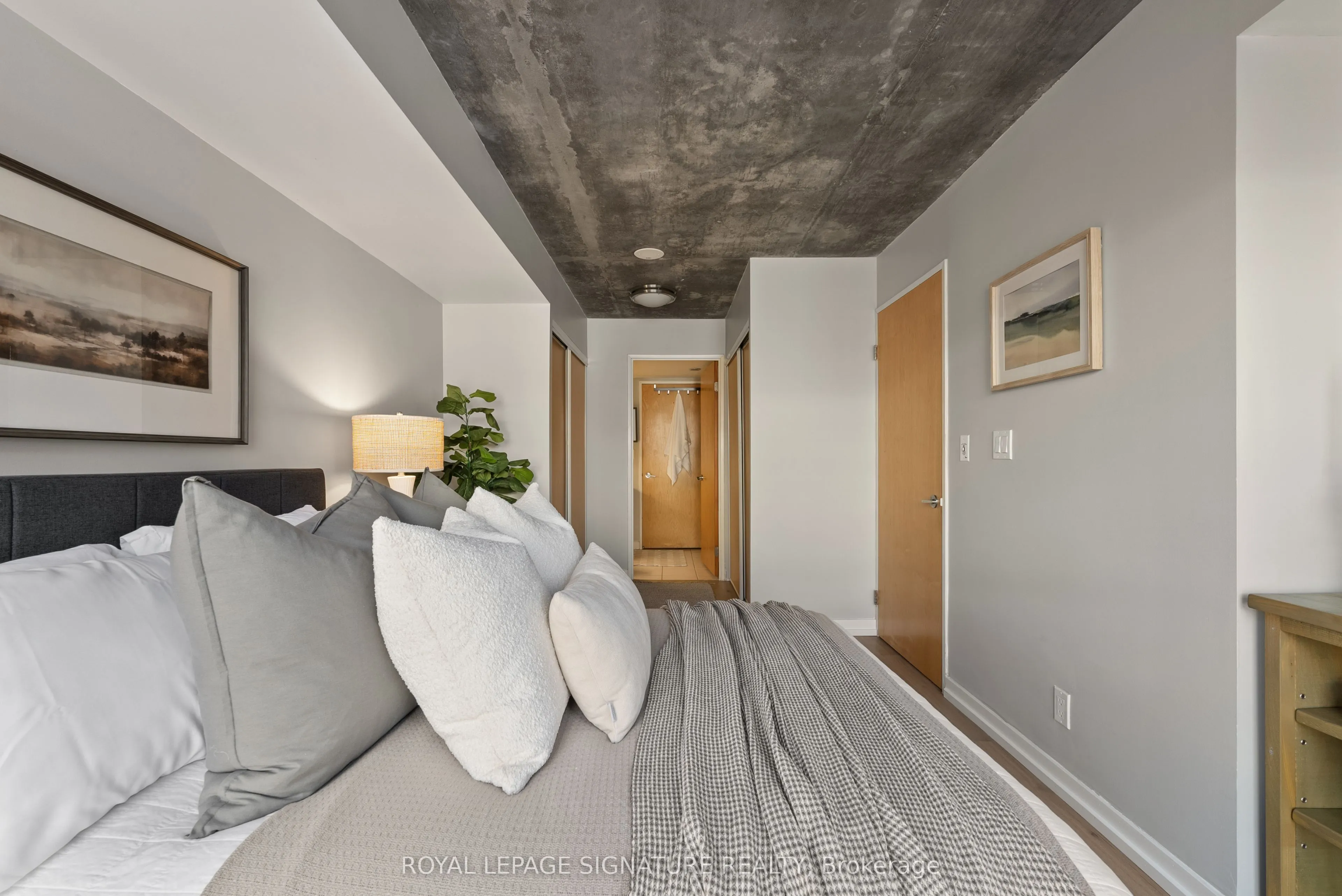 1005 King Street W, #610