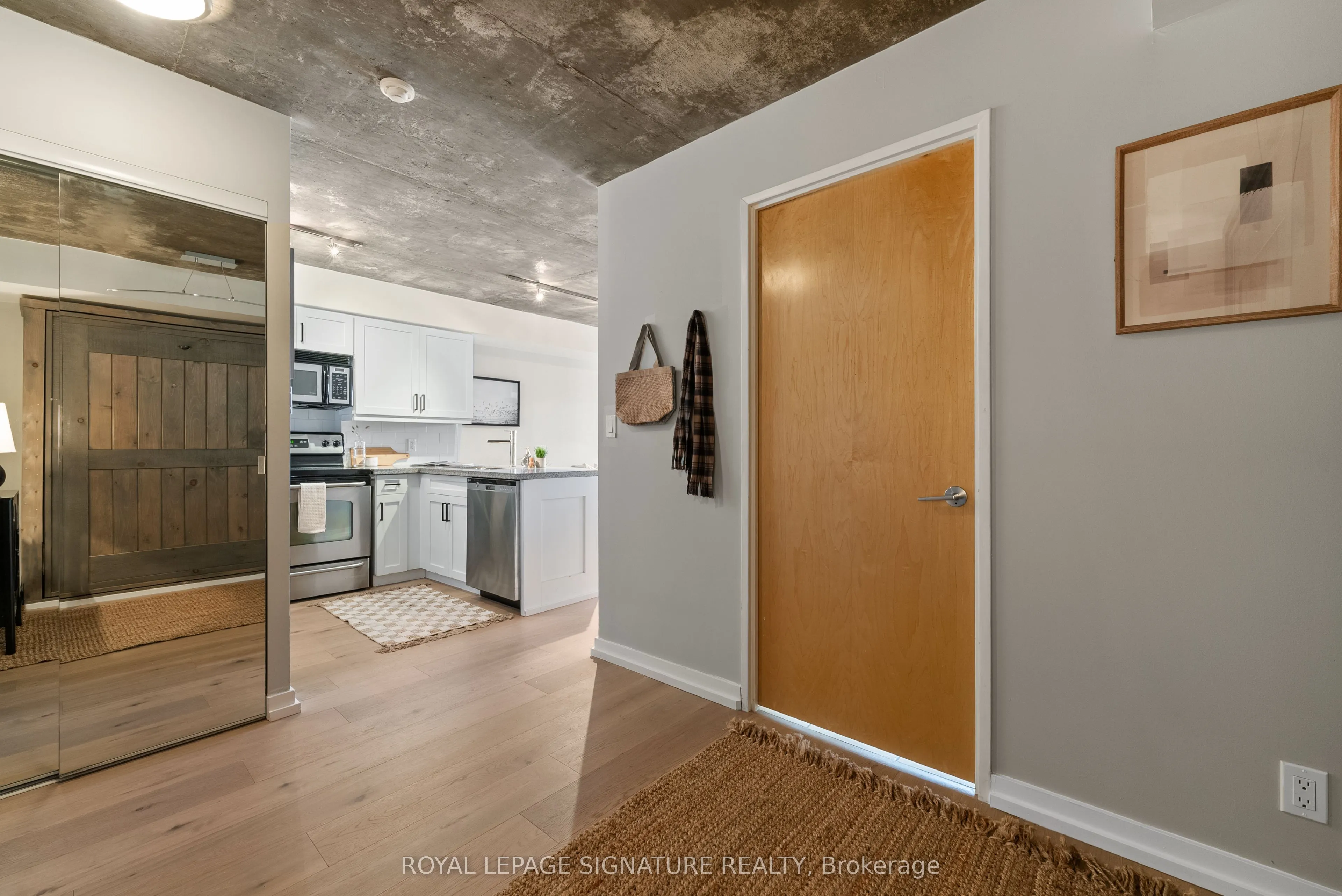 1005 King Street W, #610