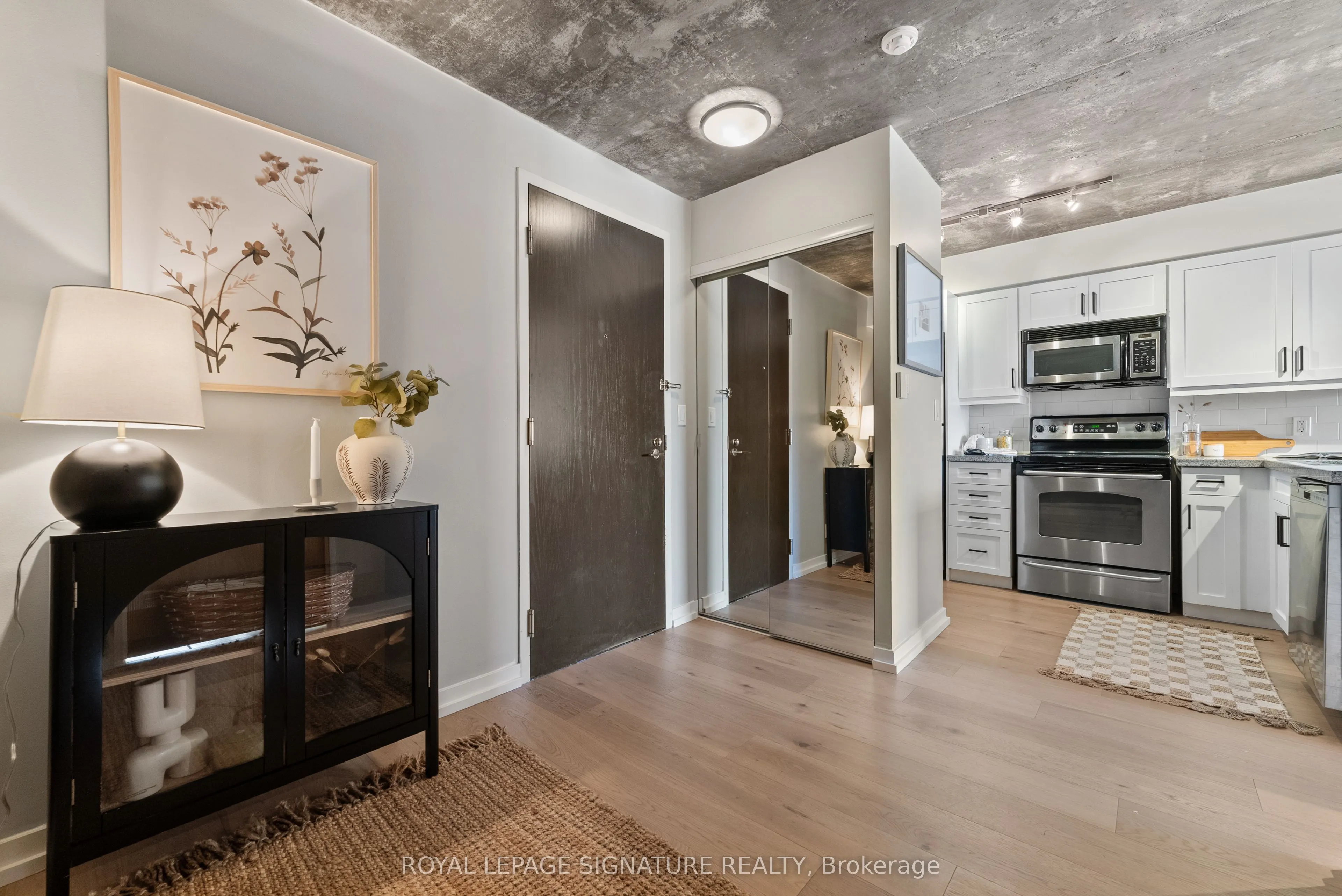 1005 King Street W, #610