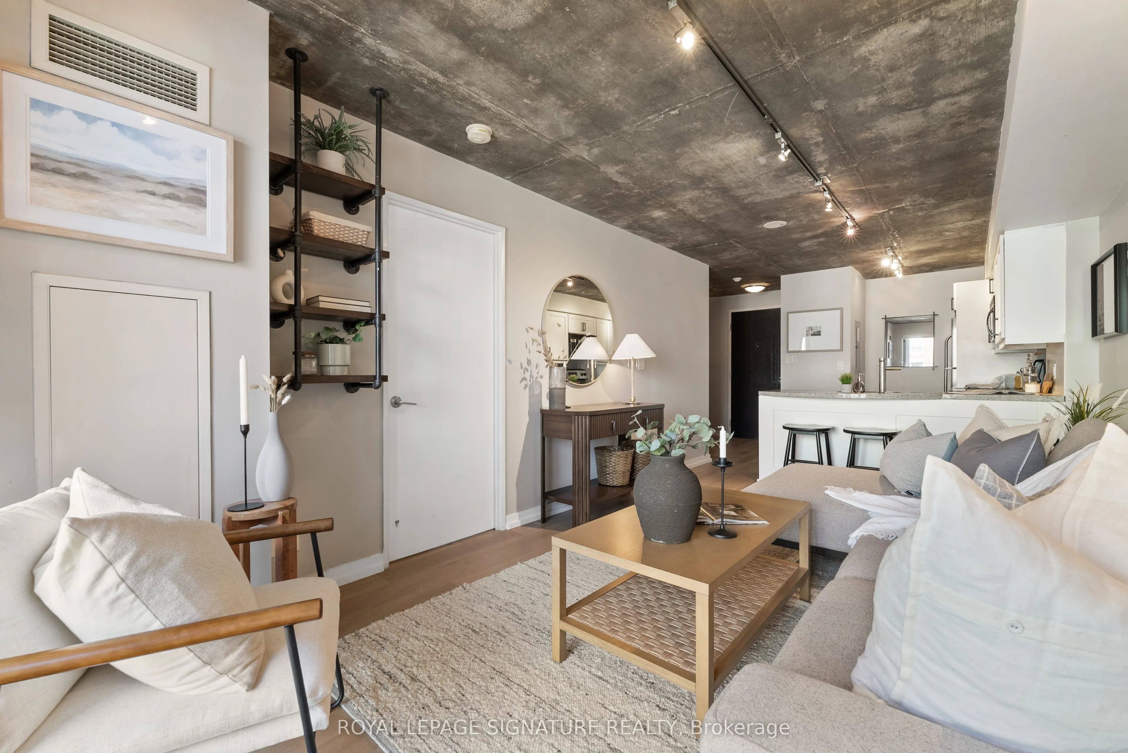 1005 King Street W, #610