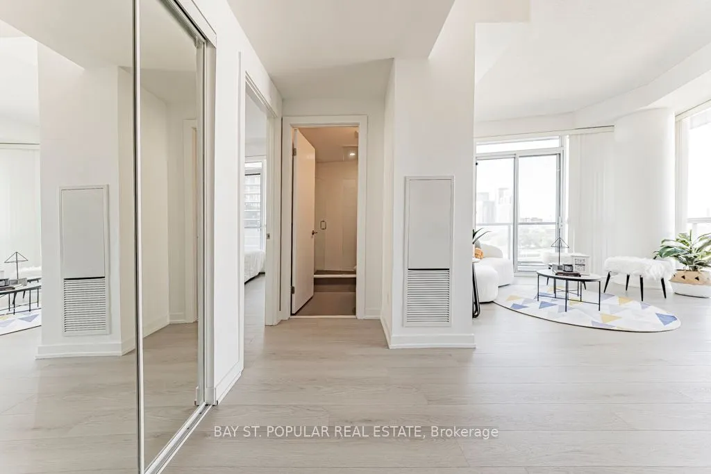 20 Bruyeres Mews, #1503