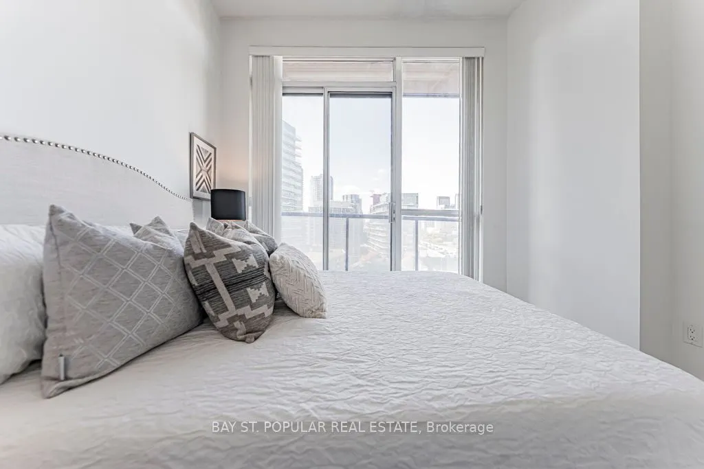 20 Bruyeres Mews, #1503
