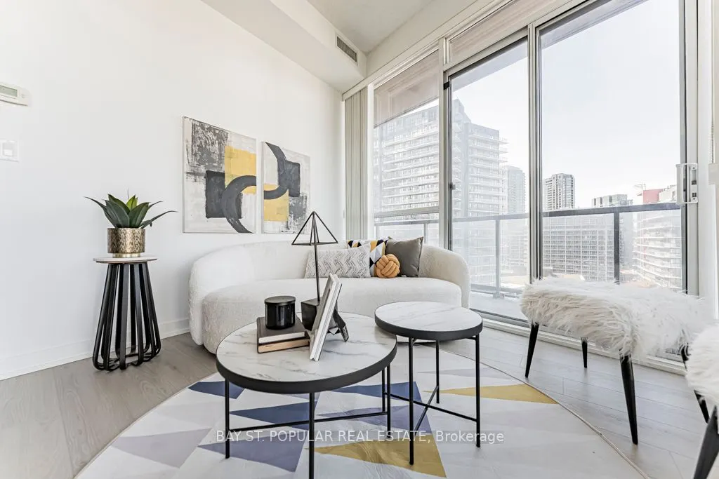 20 Bruyeres Mews, #1503