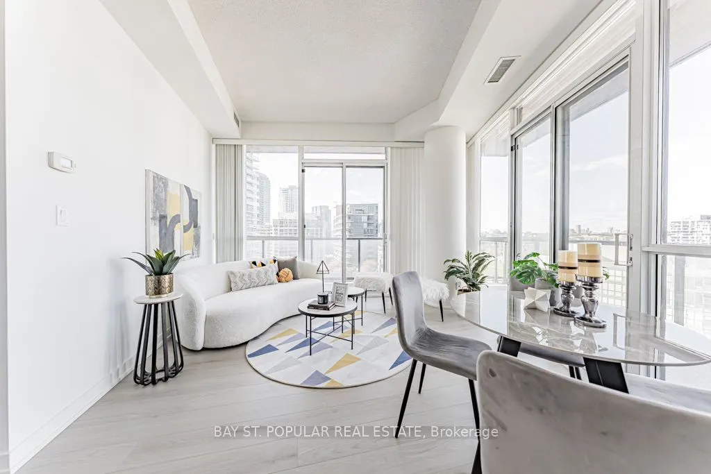 20 Bruyeres Mews, #1503