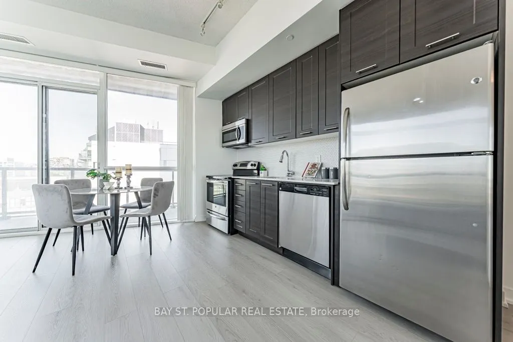 20 Bruyeres Mews, #1503