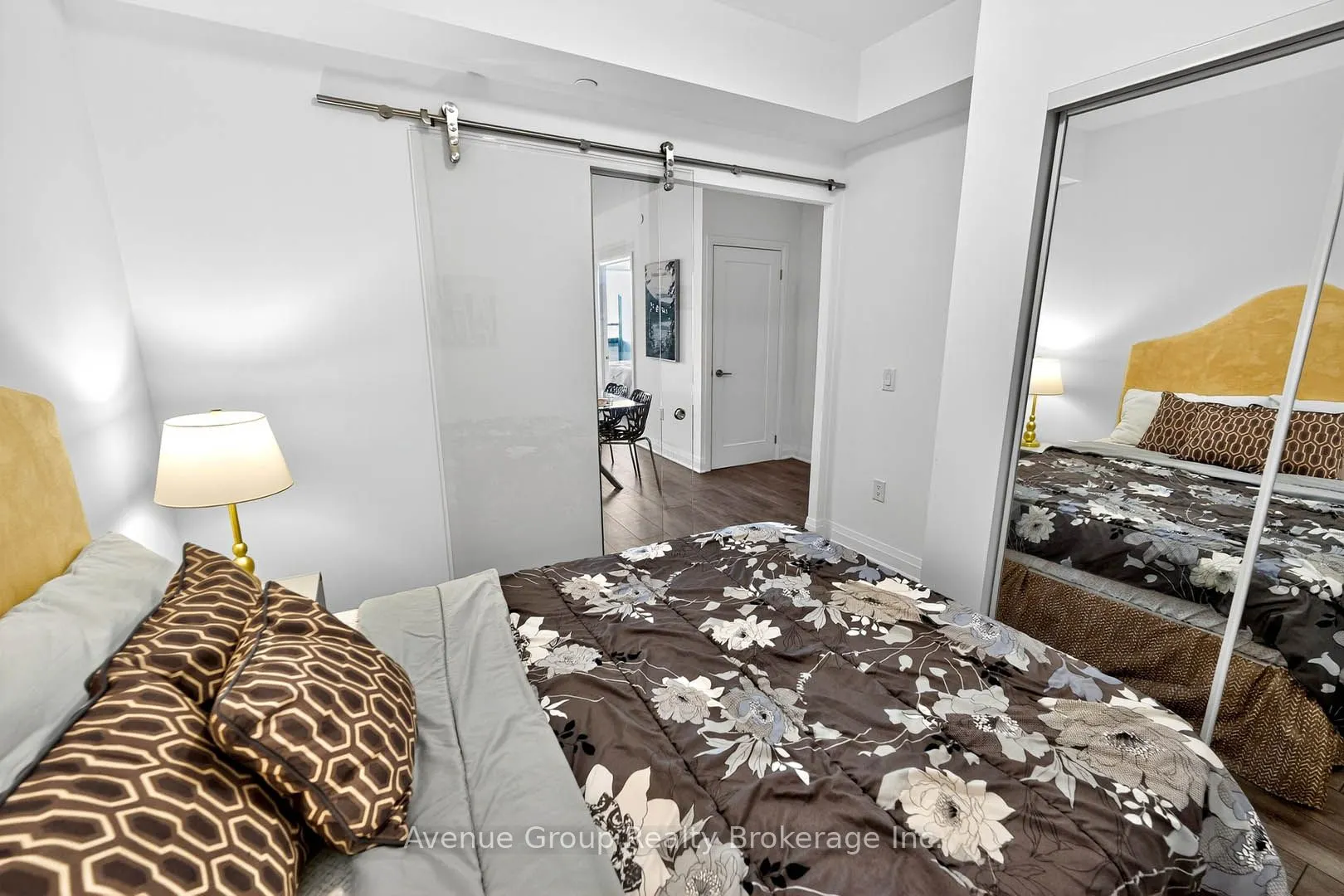 700 Sheppard Avenue W, #211