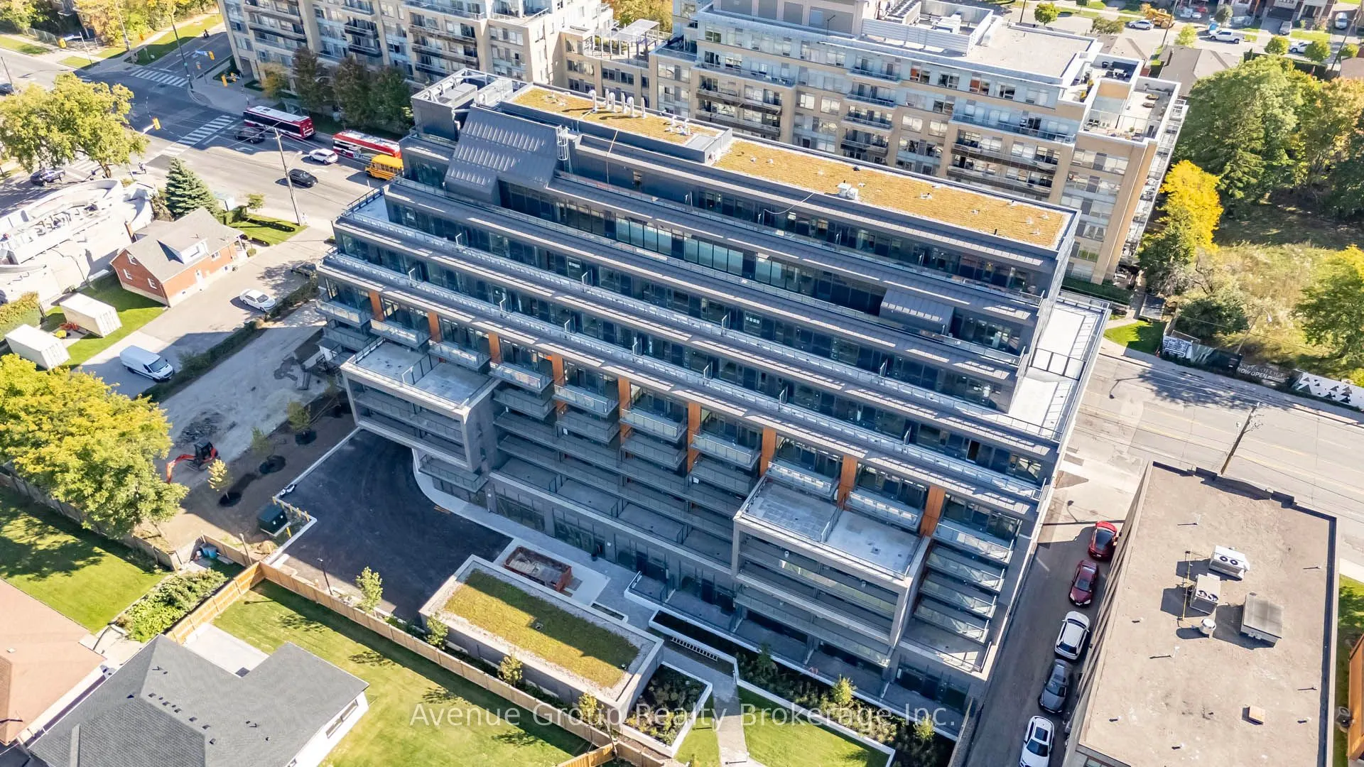 700 Sheppard Avenue W, #202
