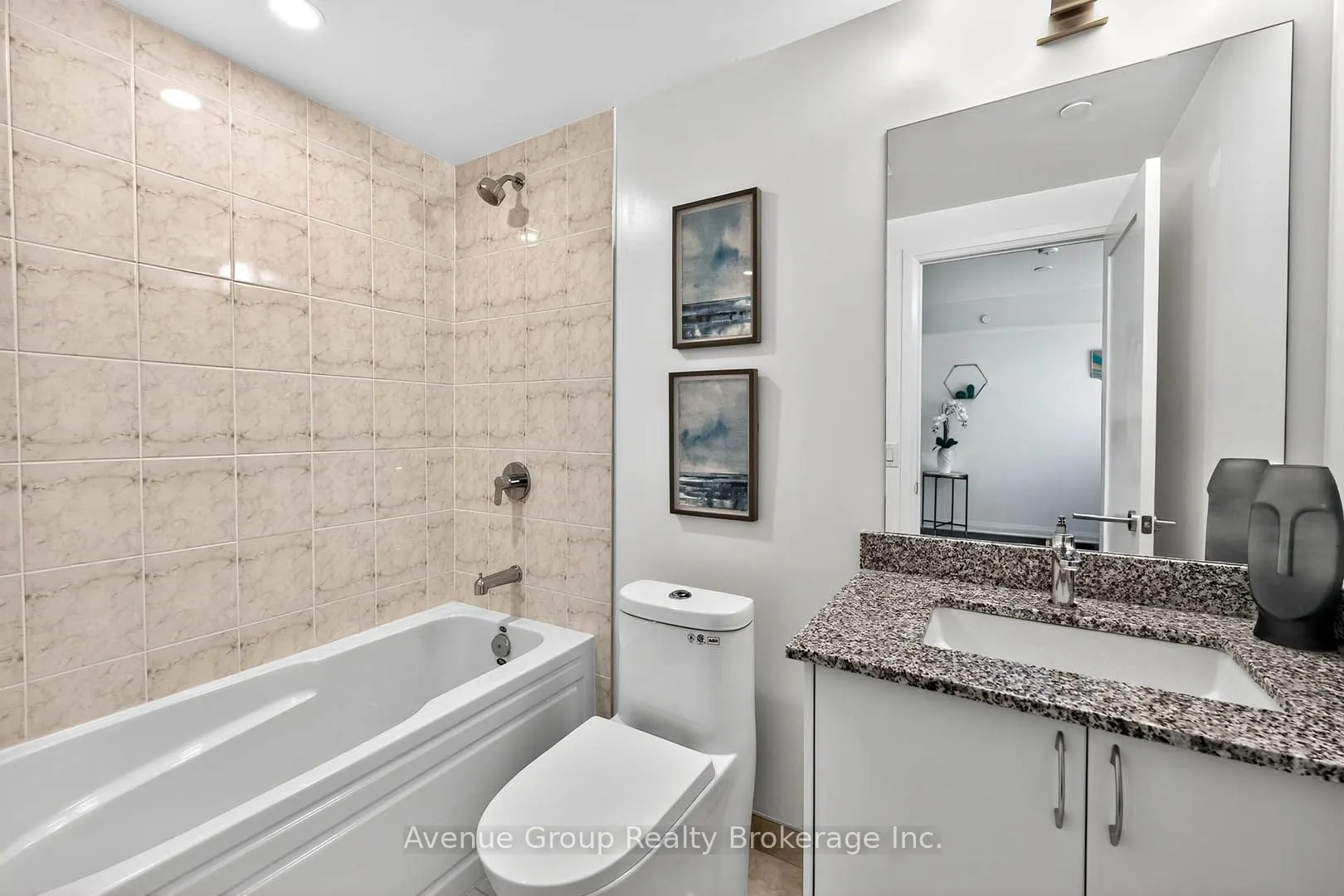 700 Sheppard Avenue W, #202