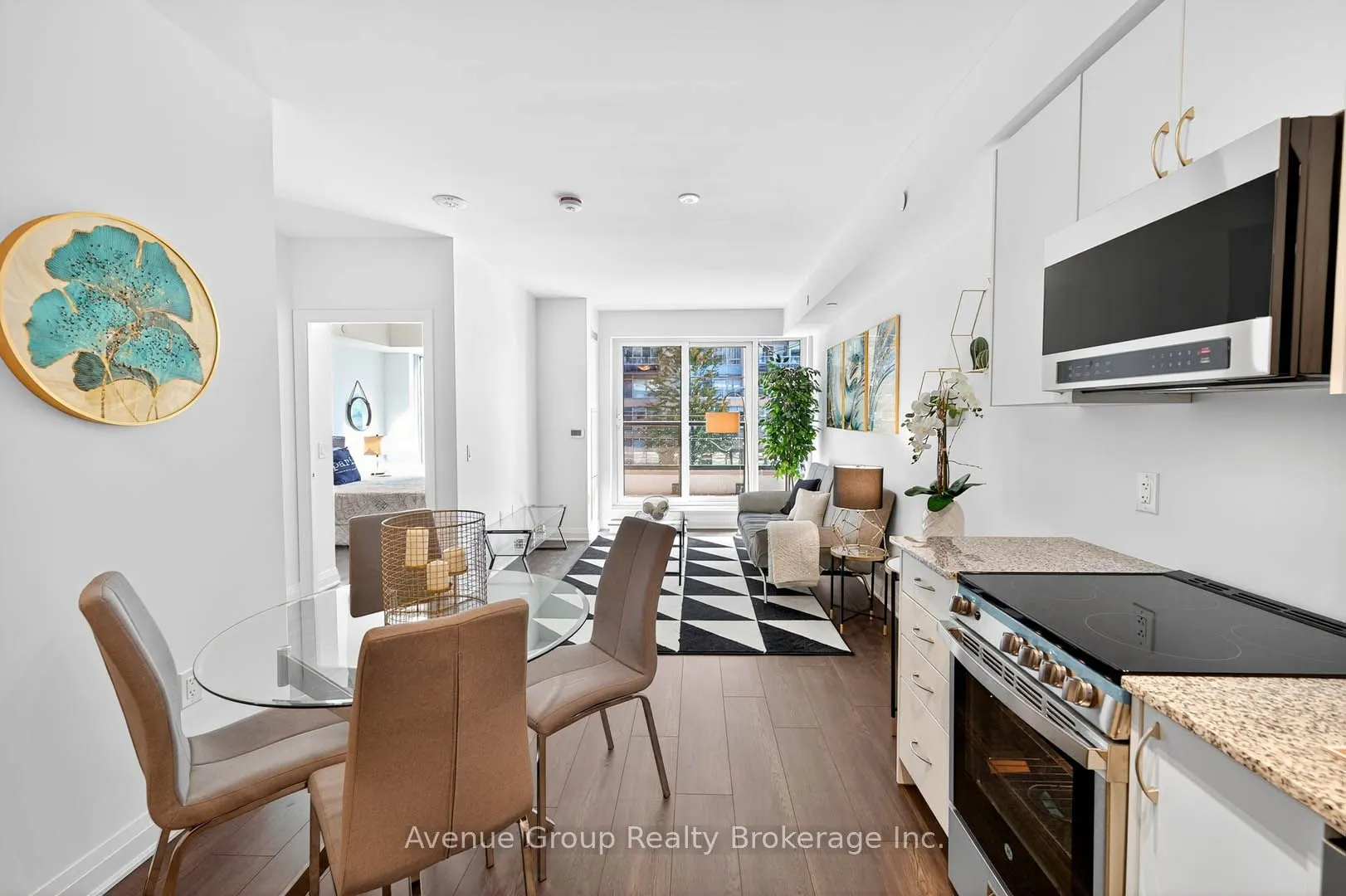 700 Sheppard Avenue W, #202