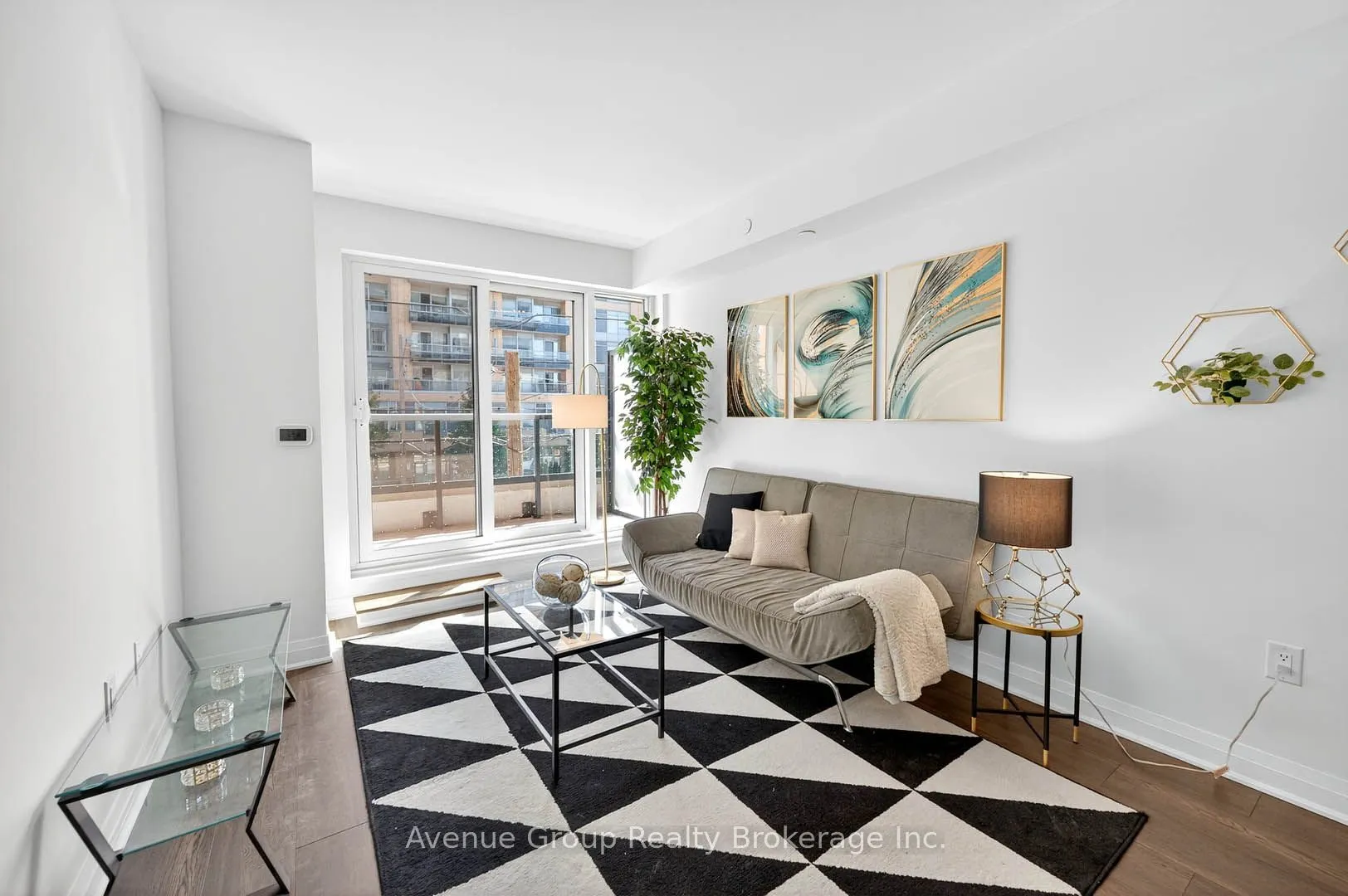 700 Sheppard Avenue W, #202