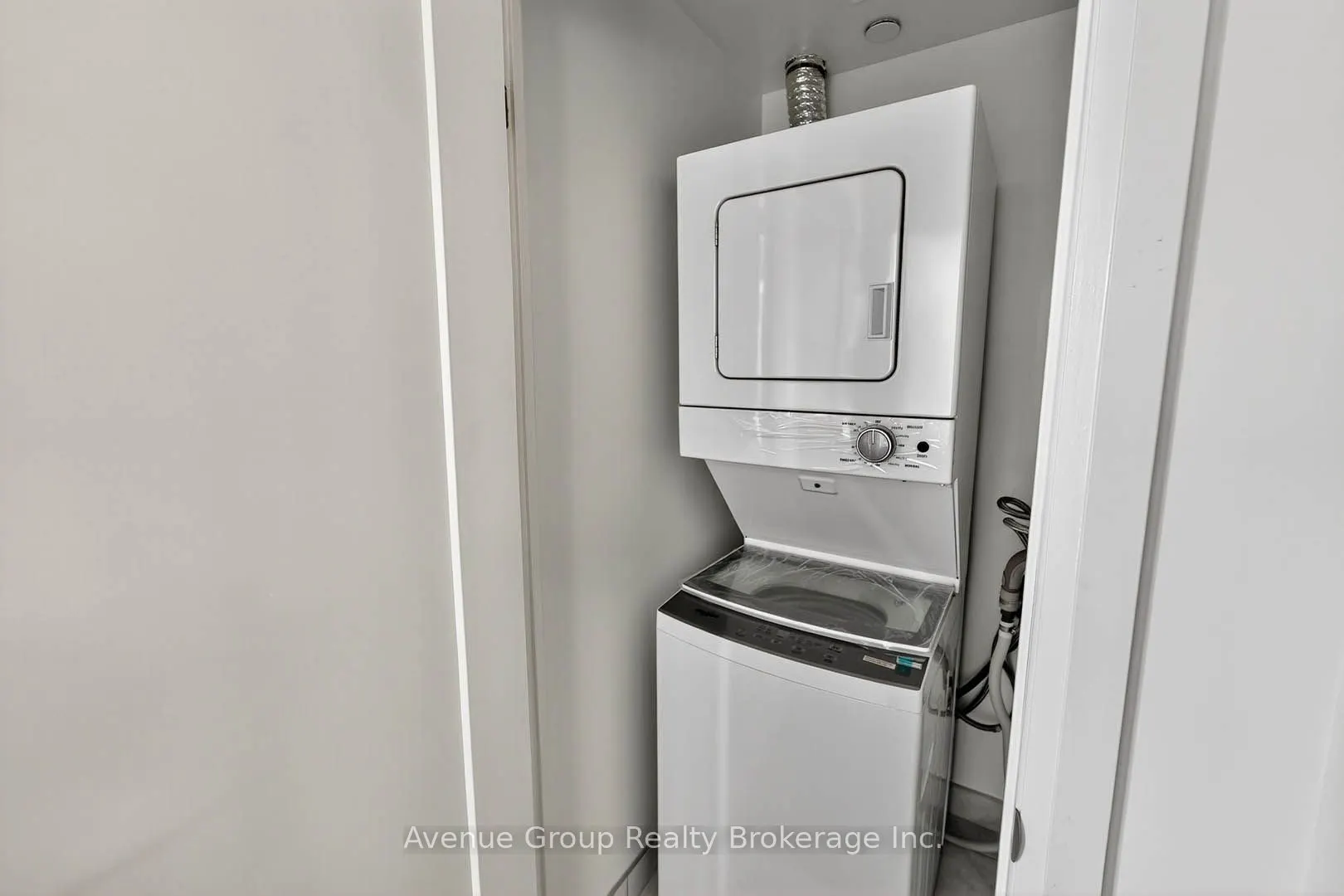 700 Sheppard Avenue W, #202