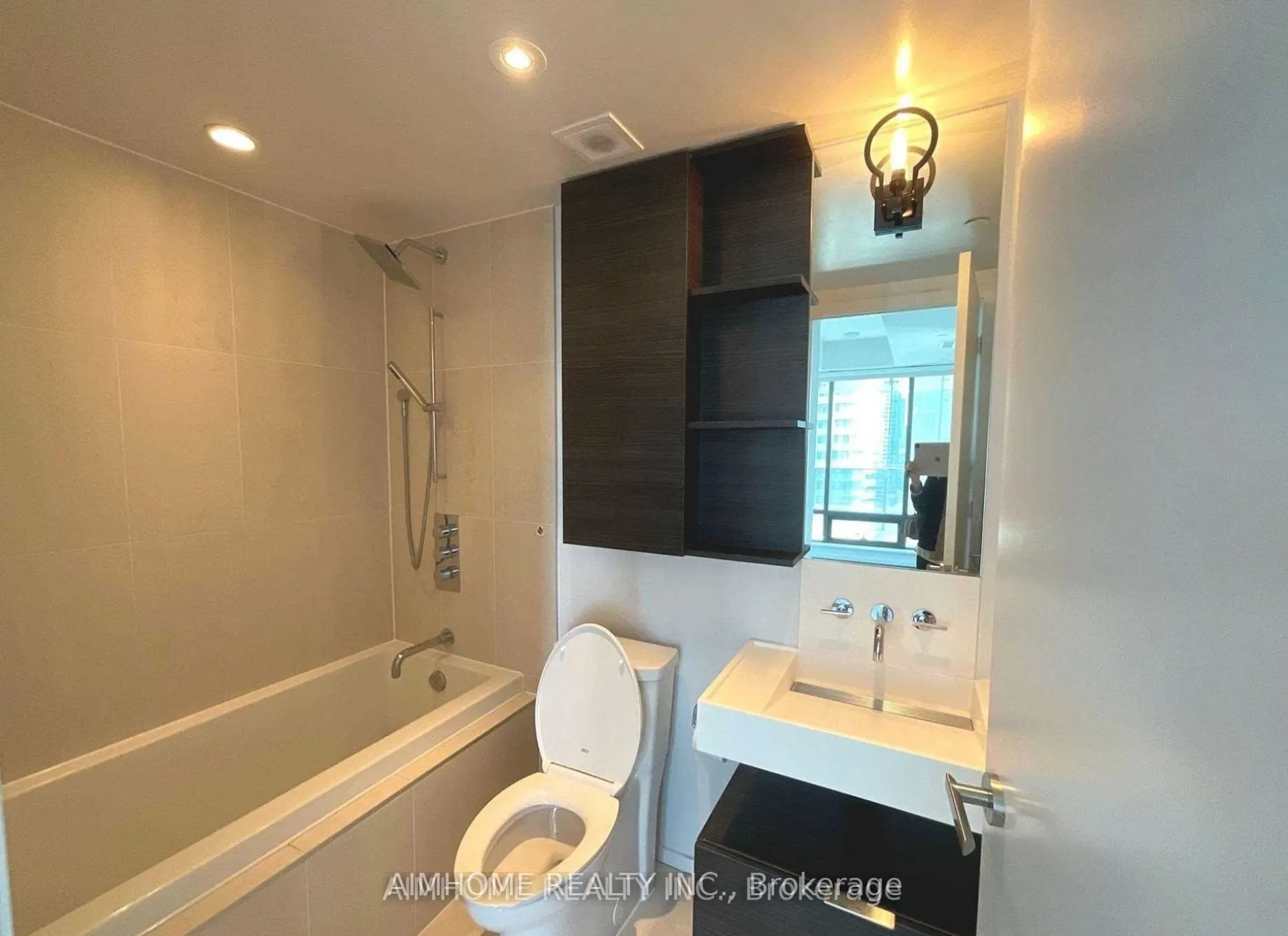 5 St Joseph Street, #3702