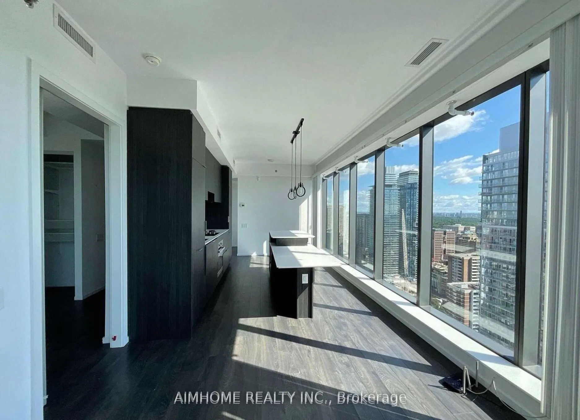 5 St Joseph Street, #3702