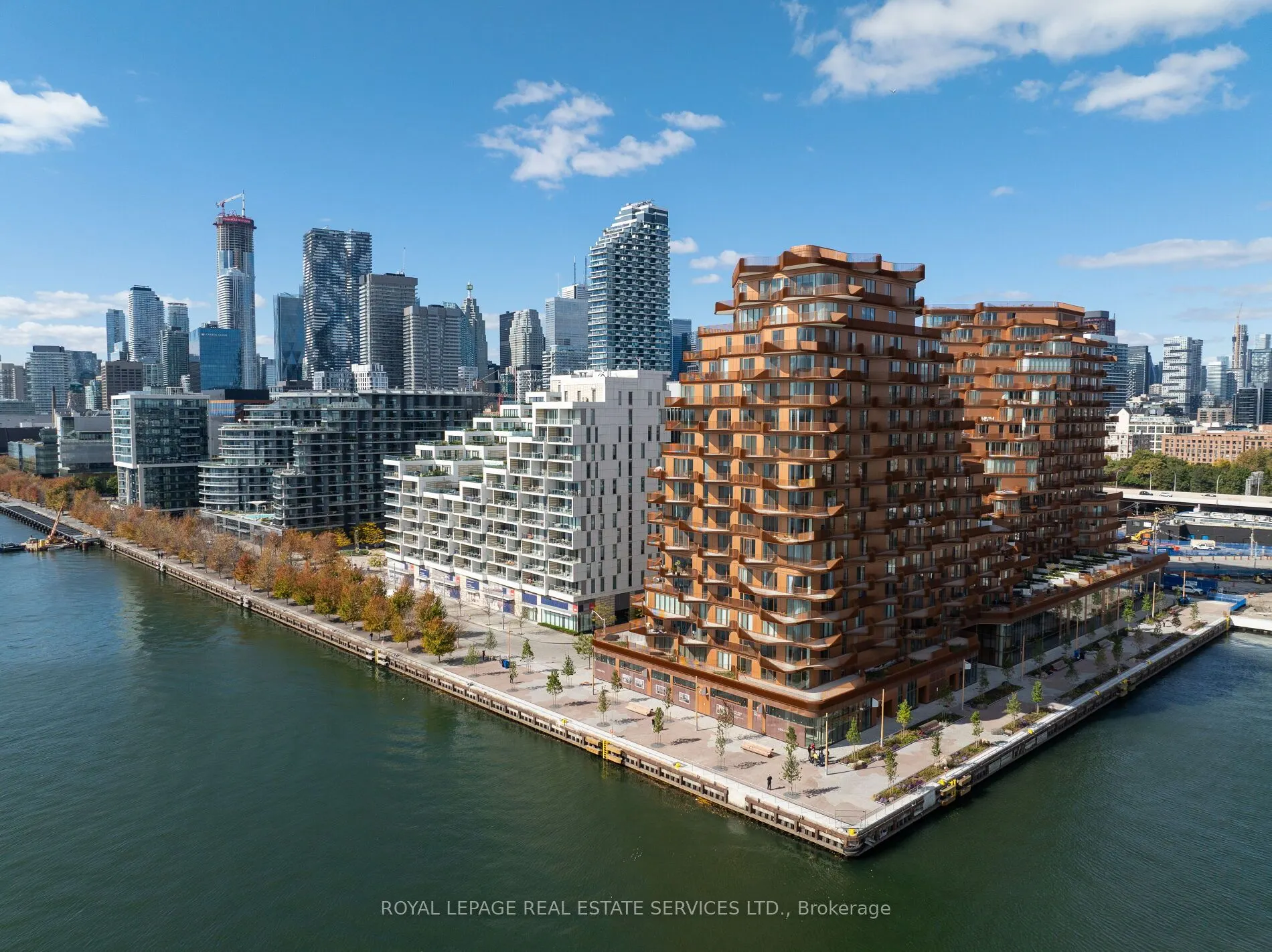 155 Merchants' Wharf, #912